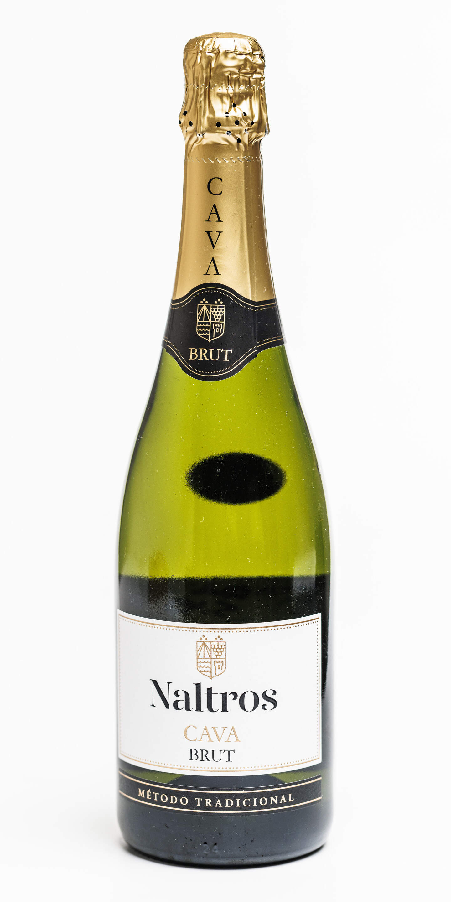 Alain Bloeykens test de goedkoopste cava van zeven supermarkten: “8 op ...