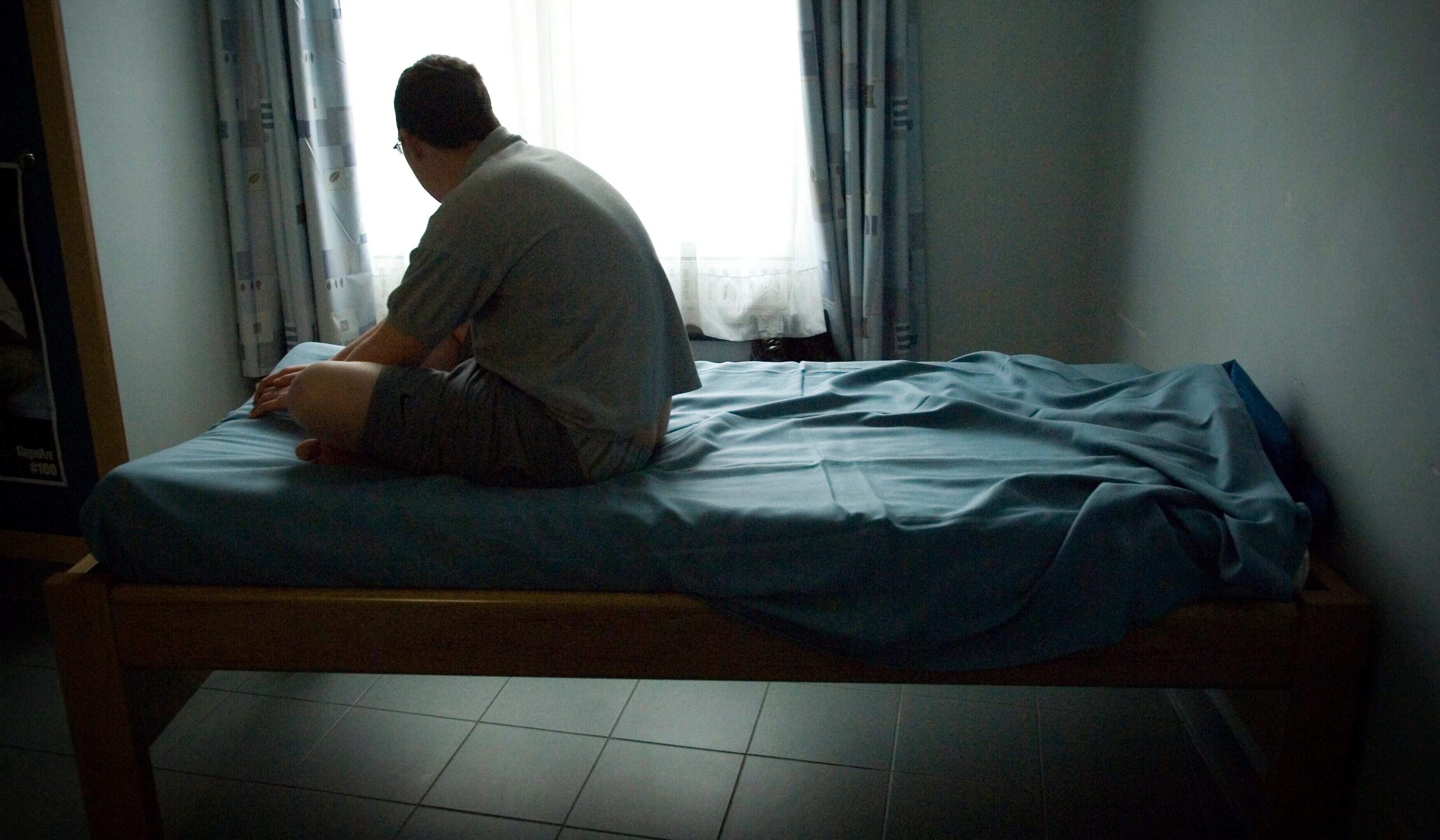 Lichte daling gedwongen opnames in Vlaamse psychiatrische ziekenhuizen na wetswijziging