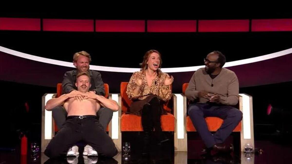 Nieuwsblad: Rik Verheye surprised by stripper on 'De Slimste Mens