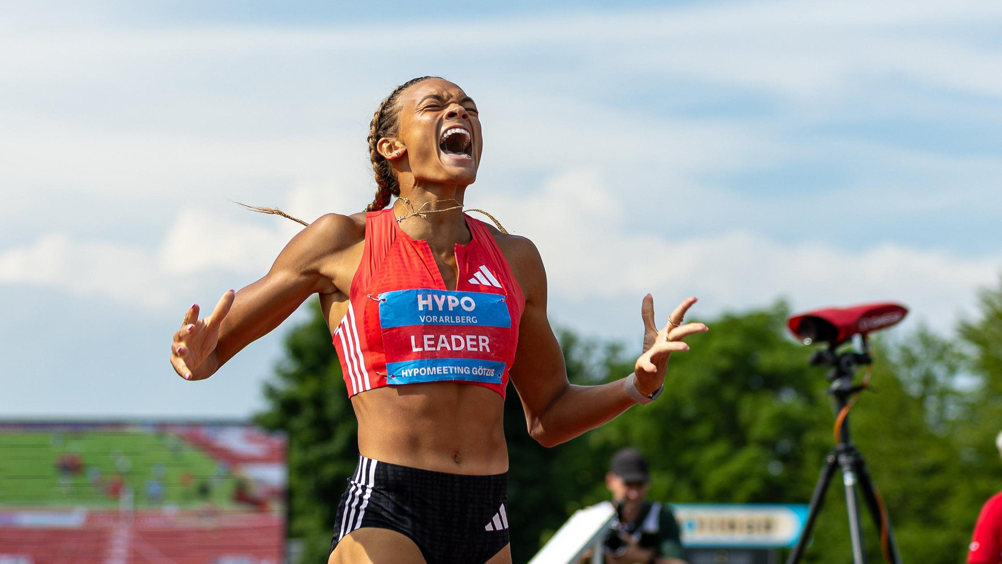 Fenomenale Anna Hall verbetert meetingrecord van Nafi Thiam en wordt tweede op all-time ranking in z