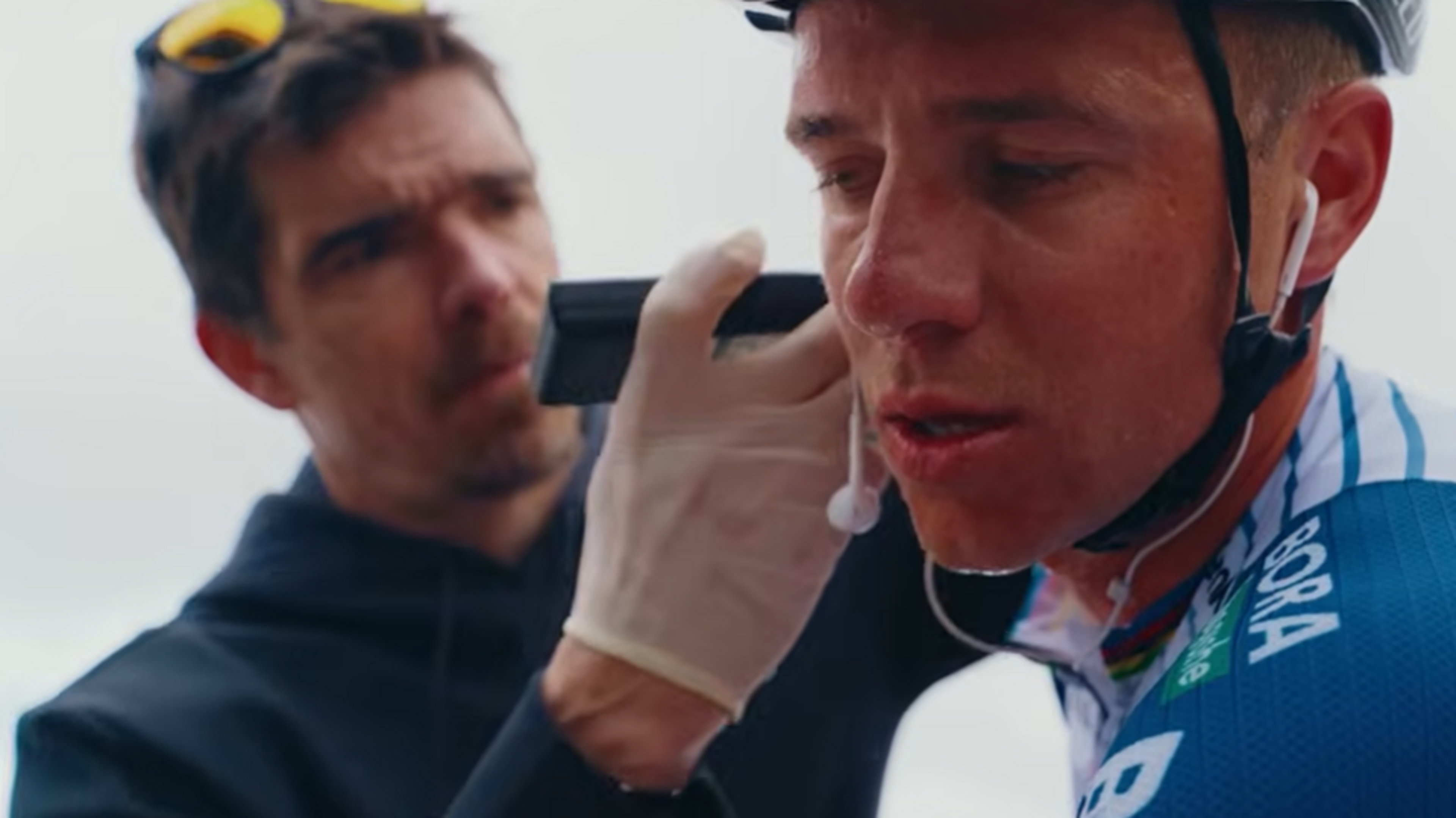 Remco Evenepoel onthult opvallende waarde in YouTube-video, 