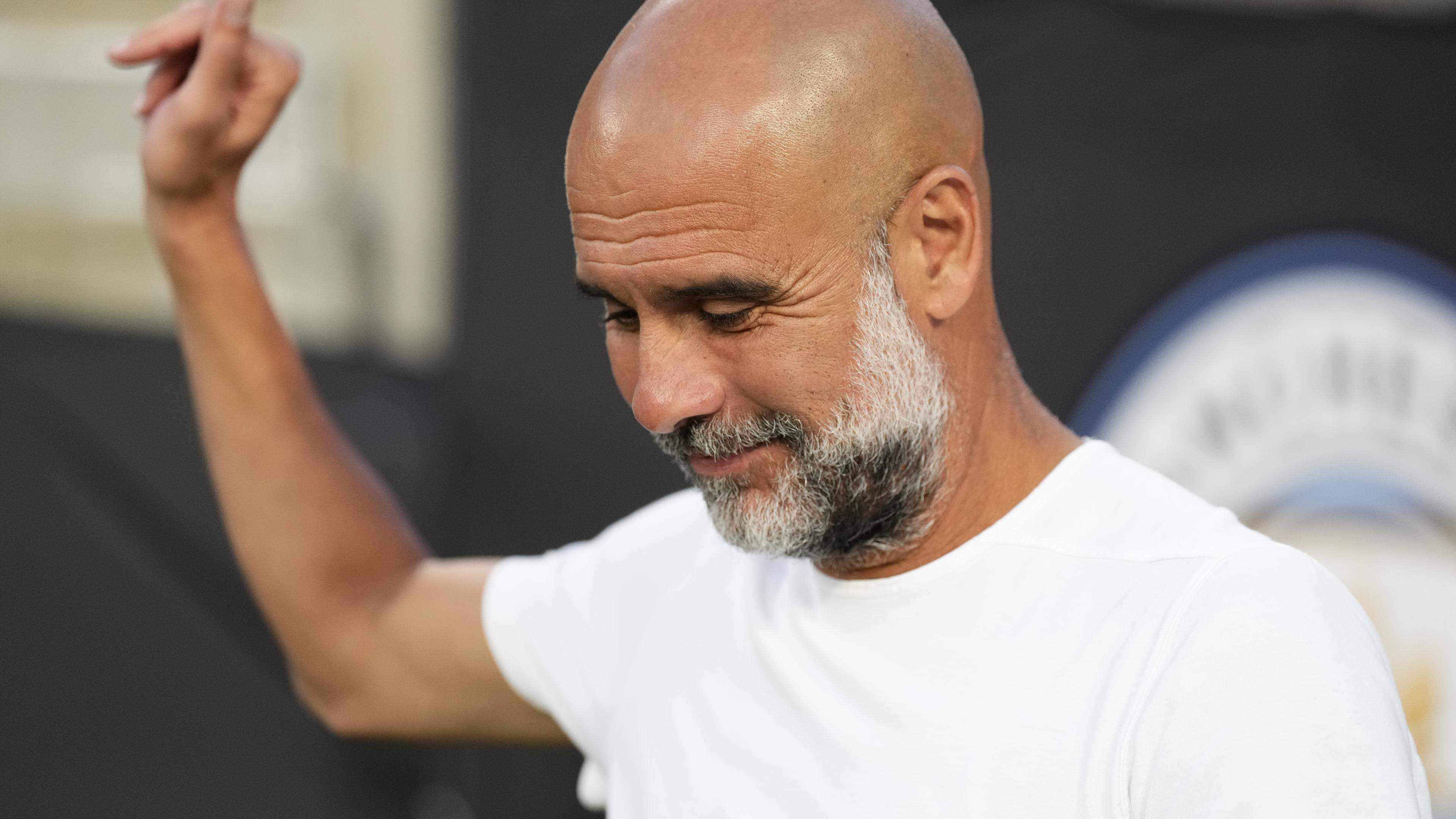 Pep Guardiola wil na Manchester City afstand nemen van voetbal: ’Gewoon stoppen en naar de koeien kijken’