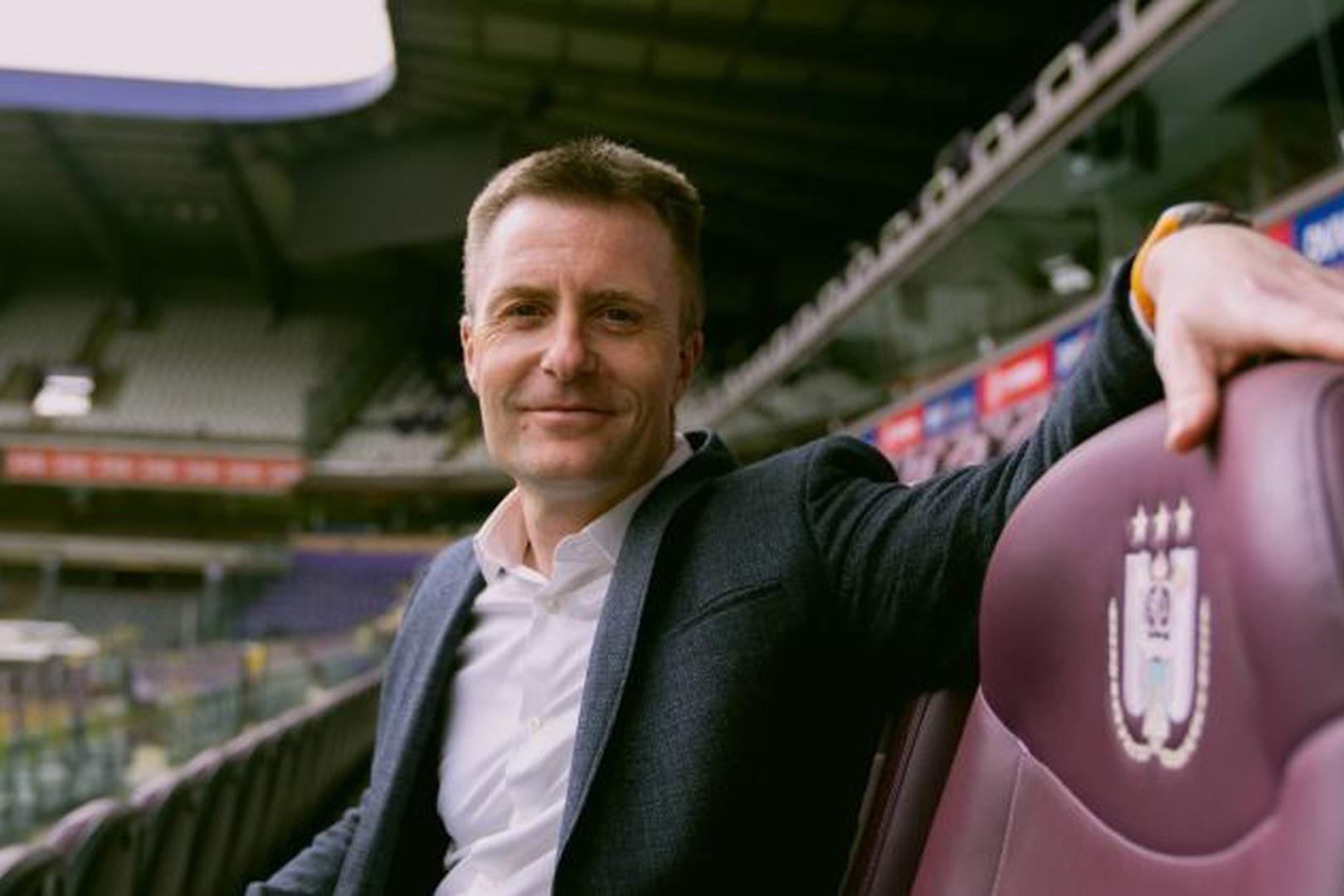 Kenneth Bornauw verlaat Anderlecht na drie jaar.