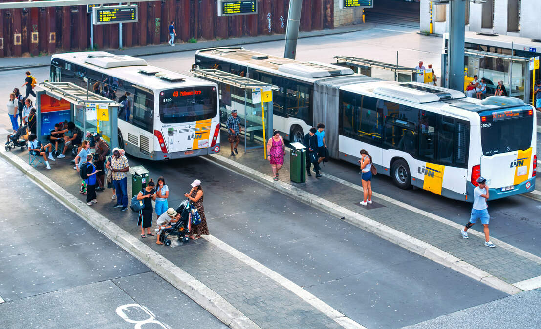 Vanaf september rijden Gentse jongeren tot 18 jaar gratis met tram en ...