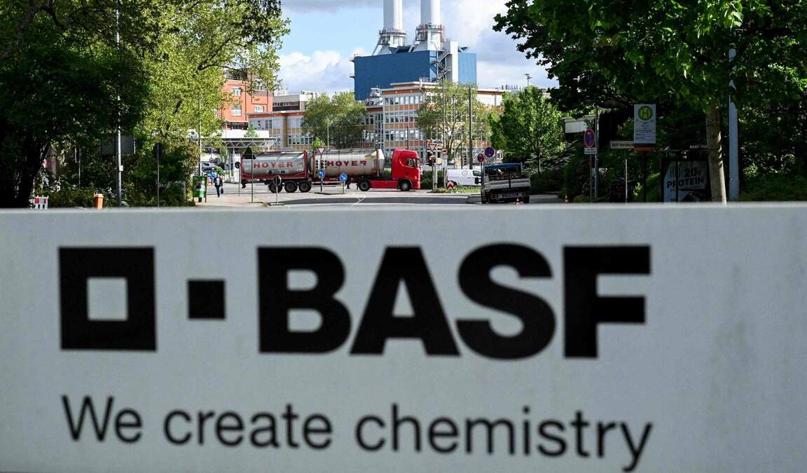 BASF gaat opnieuw kosten besparen en banen schrappen | Nieuwsblad