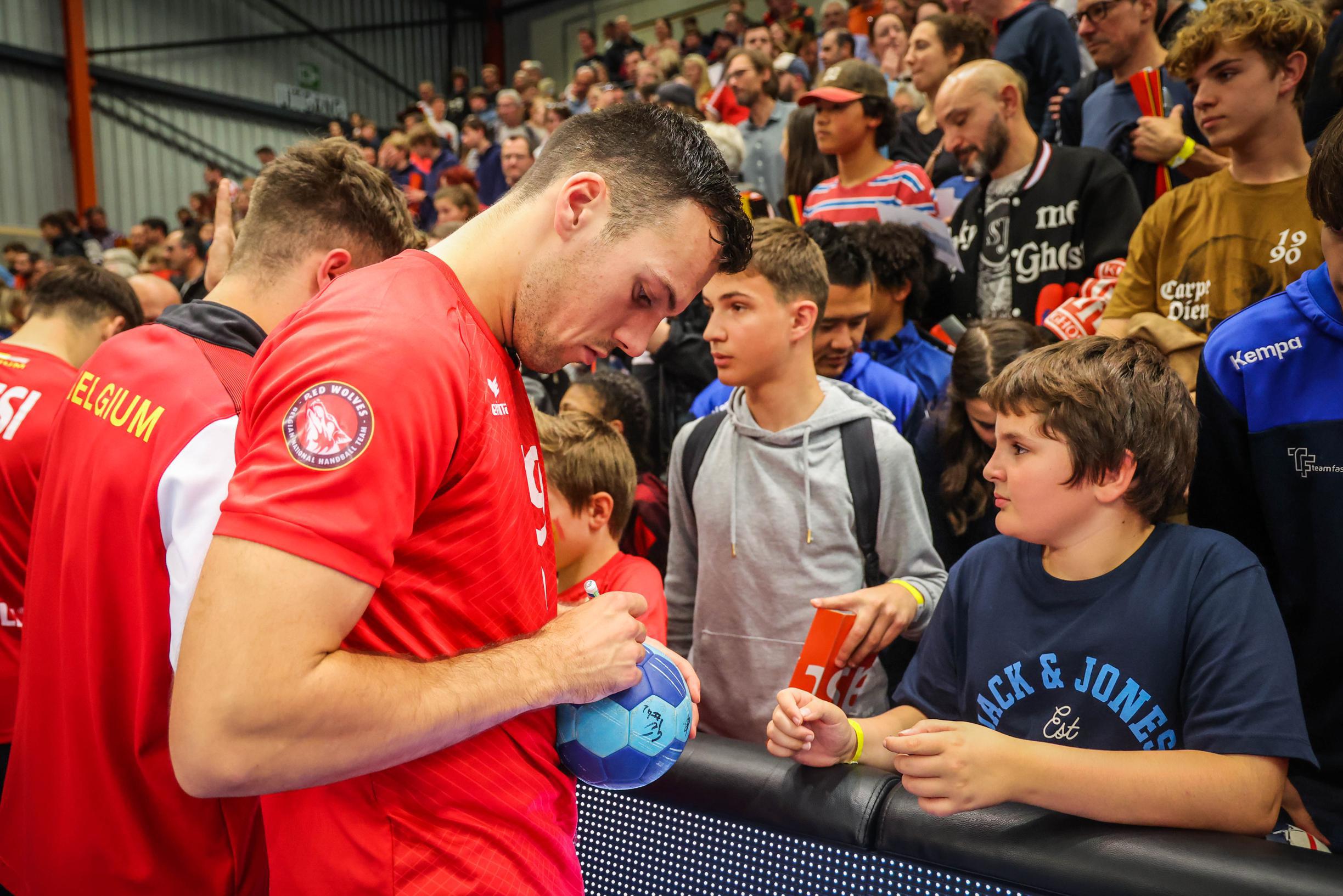 Red Wolves op WK handbal verder zonder Yannick Glorieux na positieve ...