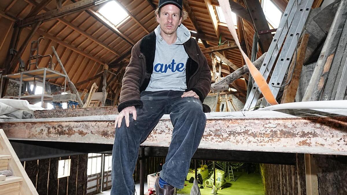 Robert (38) wil van verborgen loods trekpleister maken waar kunst en ...