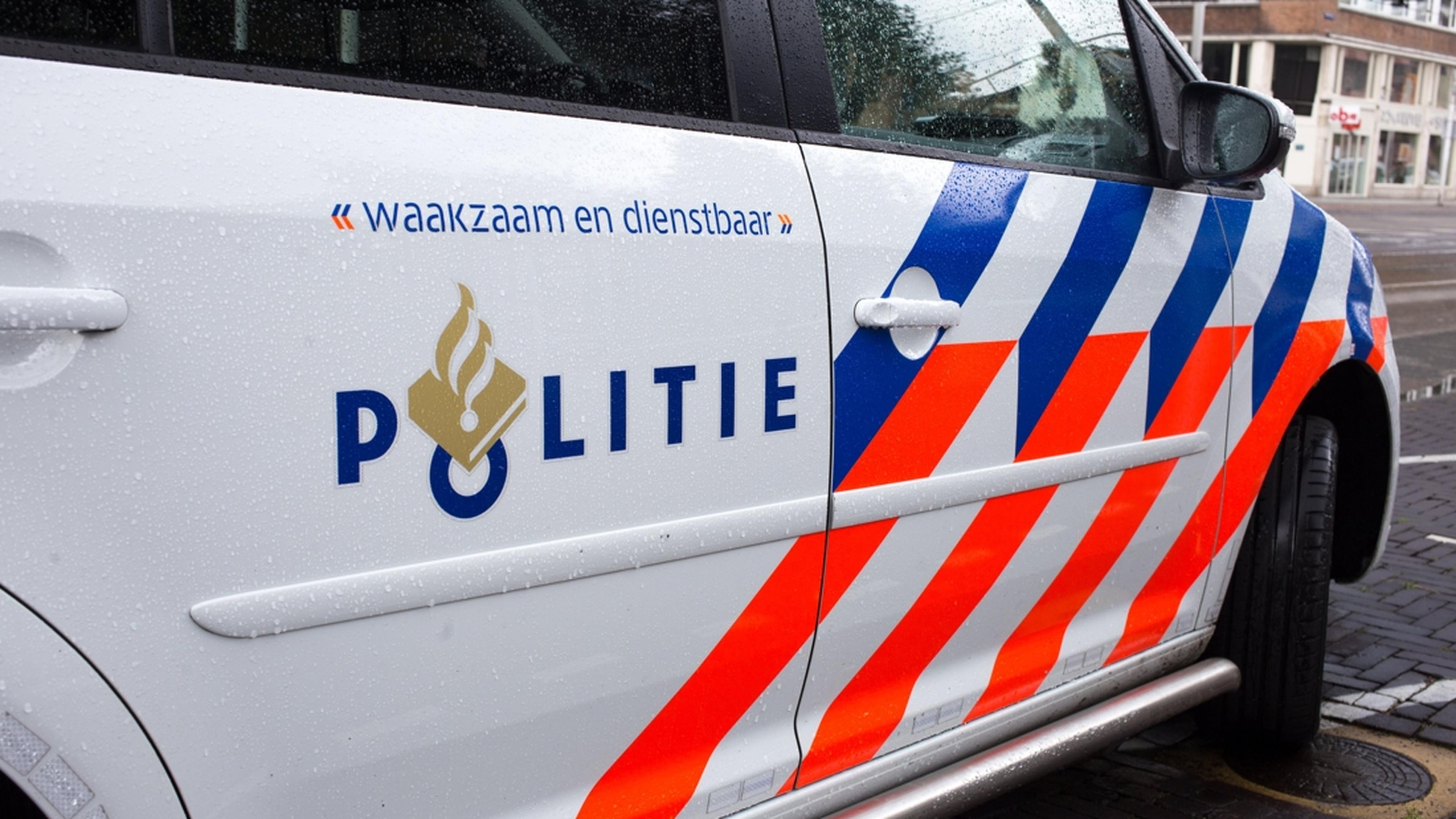 Politie waarschuwt voor gewapende man in Nederlandse Vaals
