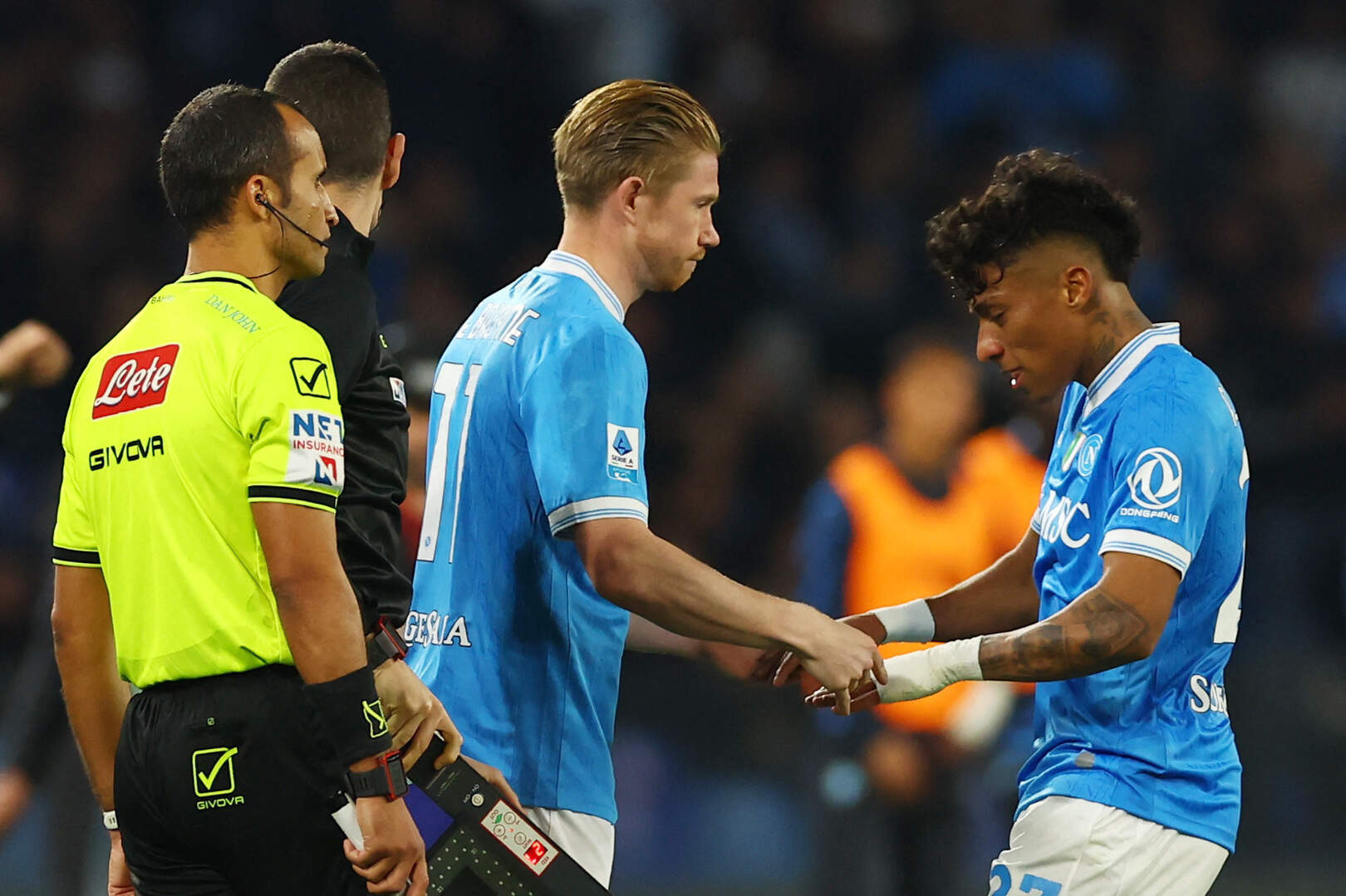 VIDEO. Kevin De Bruyne mag zich eindelijk weer voetballer noemen: Rode  Duivel valt in tijdens zege van Napoli | Nieuwsblad