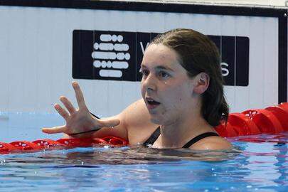 Swimming - World Aquatics Championships - Women 50m Butterfly Semifinals - World Aquatics Championships Arena, Singapore - August 1, 2025 Belgium's Roos Vanotterdijk reacts after winning the second semifinal REUTERS/Hollie Adams