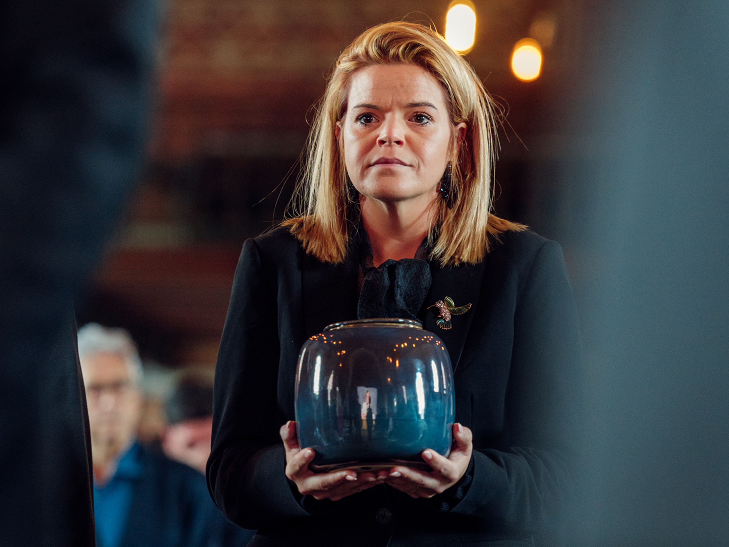 Dochter Celien maakte indruk met krachtige speech op uitvaart Margriet  Hermans: “Elke noot zal ik voor jou zingen” | Nieuwsblad