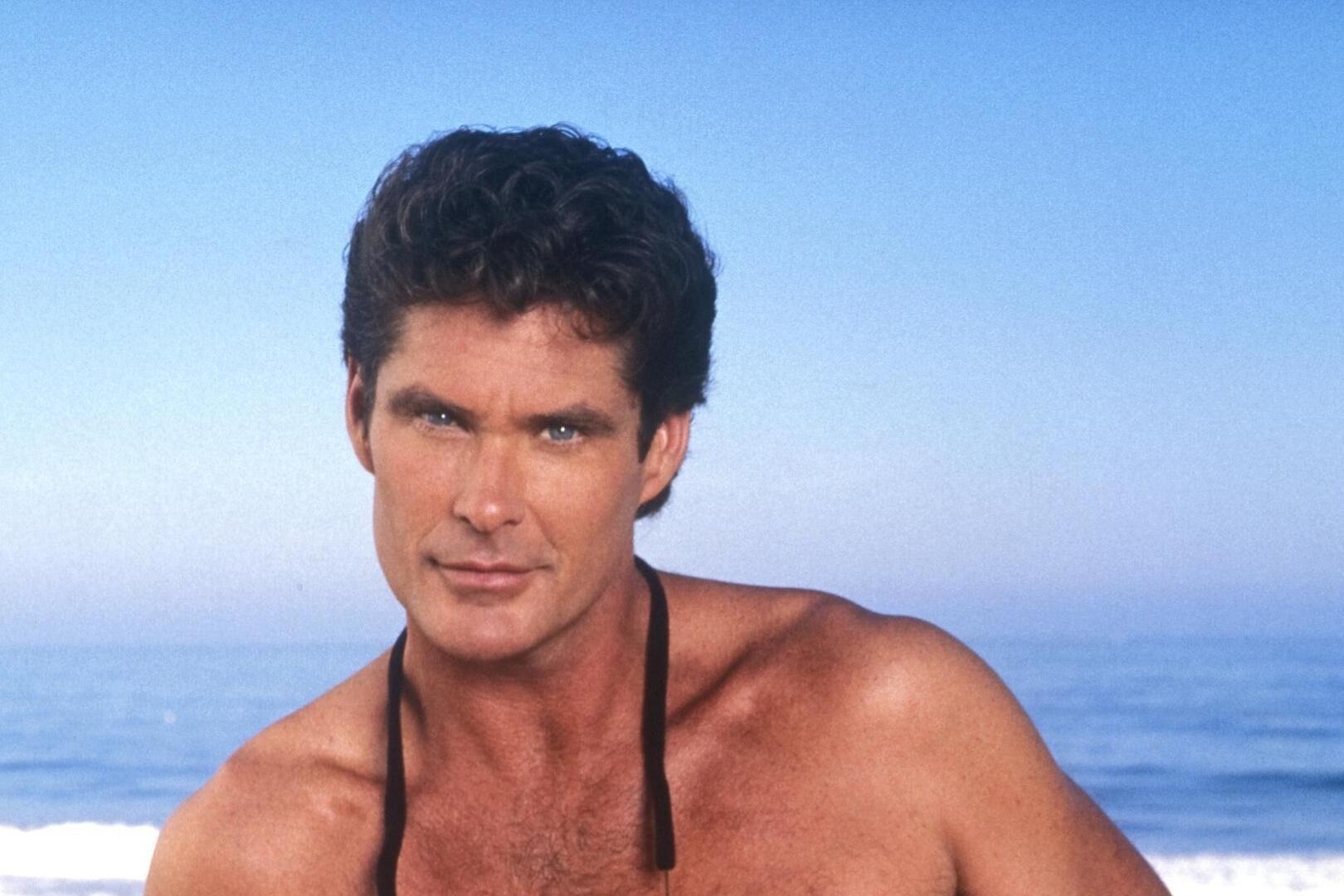 Duits museum koopt Baywatch-zwembroek van David Hasselhoff | Nieuwsblad