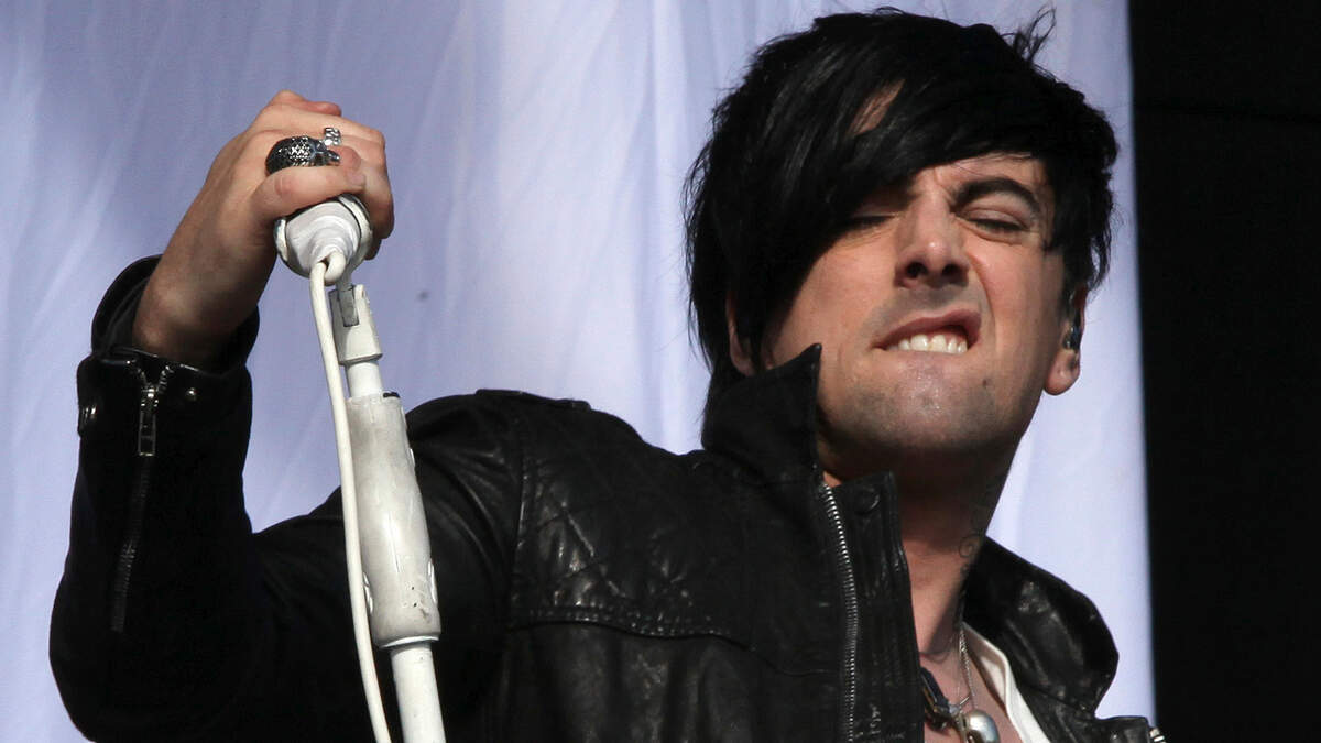 Rechtbank hoort hoe verdachte na dodelijke aanval op Lostprophets ...