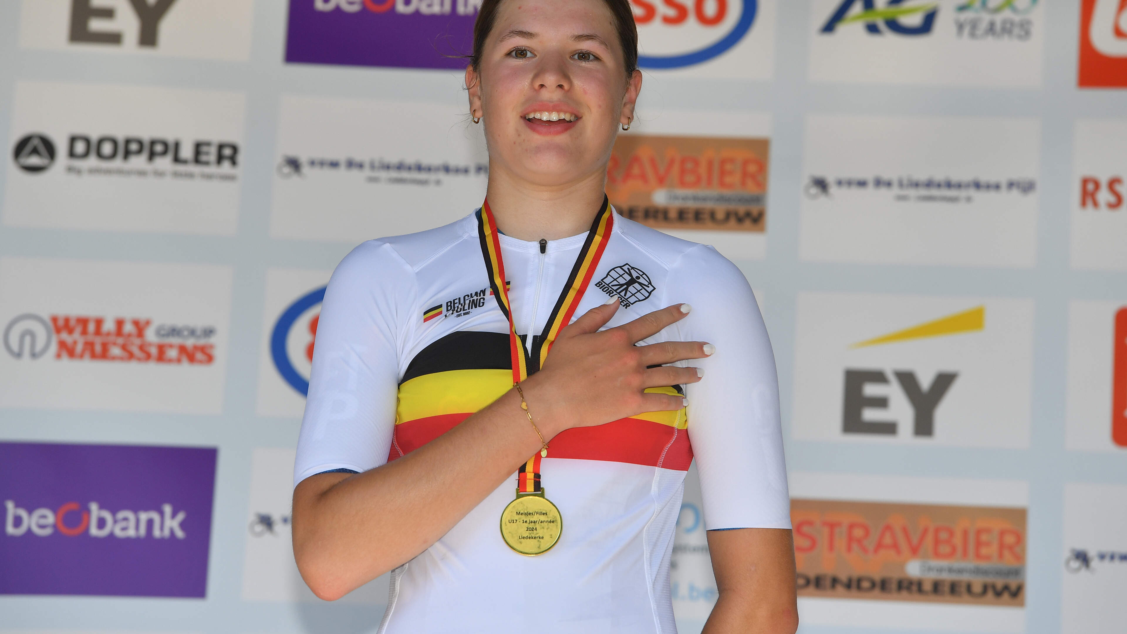 Matig BK voor Limburgse juniores in Rollegem, knappe prestatie van Vervoort in Zwitserland