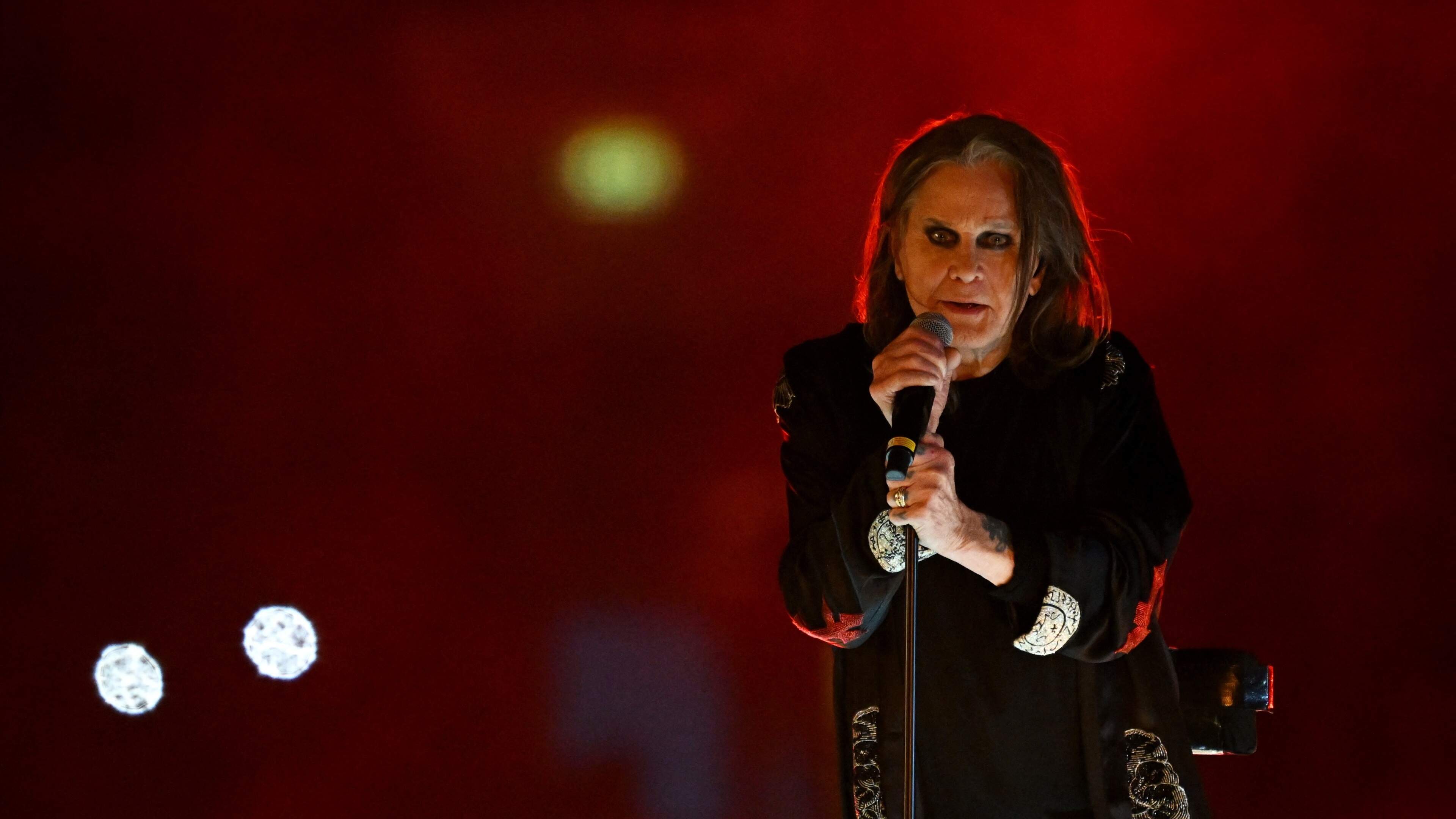 Heisa rond AI-avatar van overleden Ozzy Osbourne: “Respectloos en smakeloos”