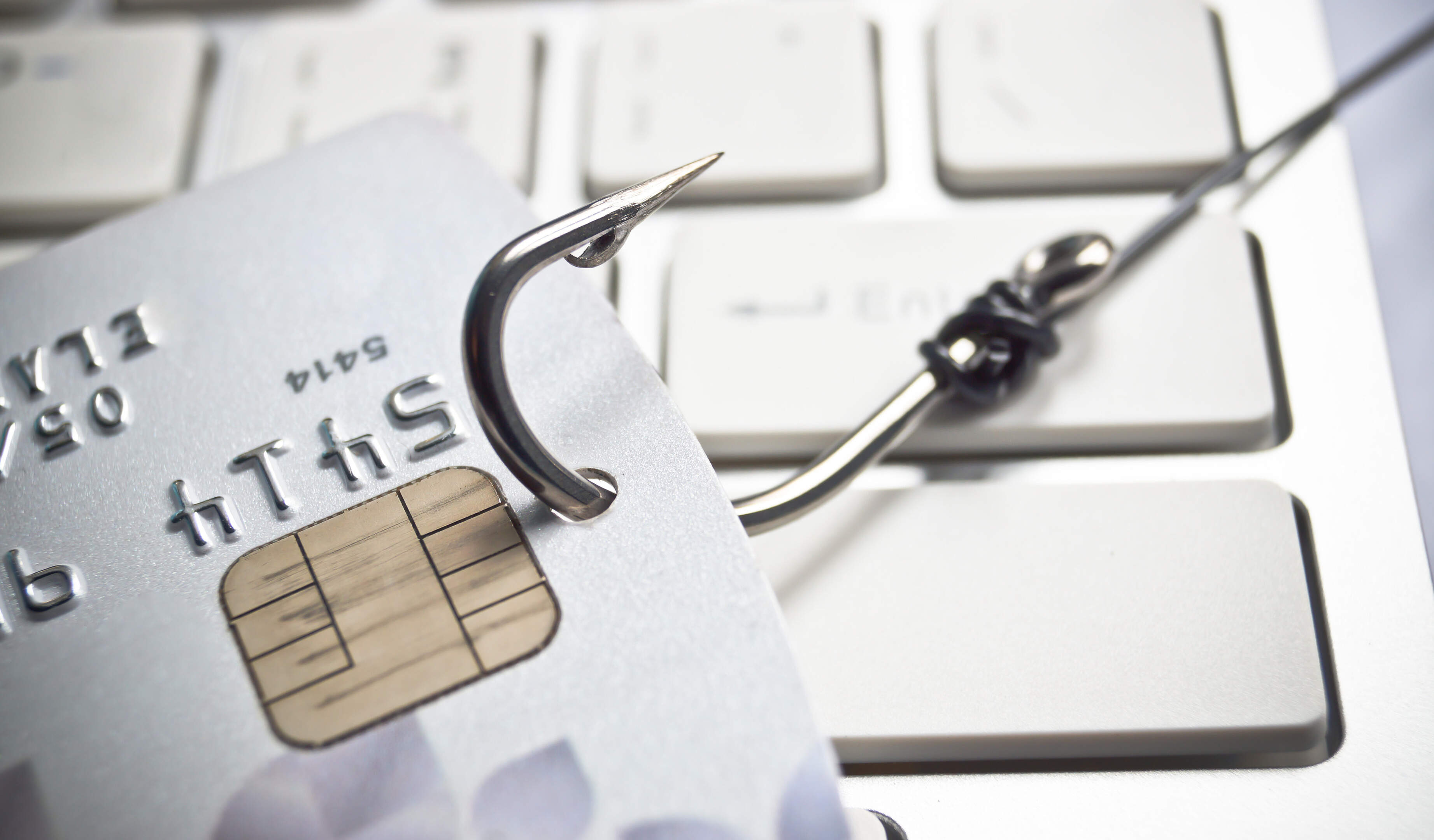 Rechter oordeelt dat banken slachtoffers van phishing toch meteen moeten vergoeden