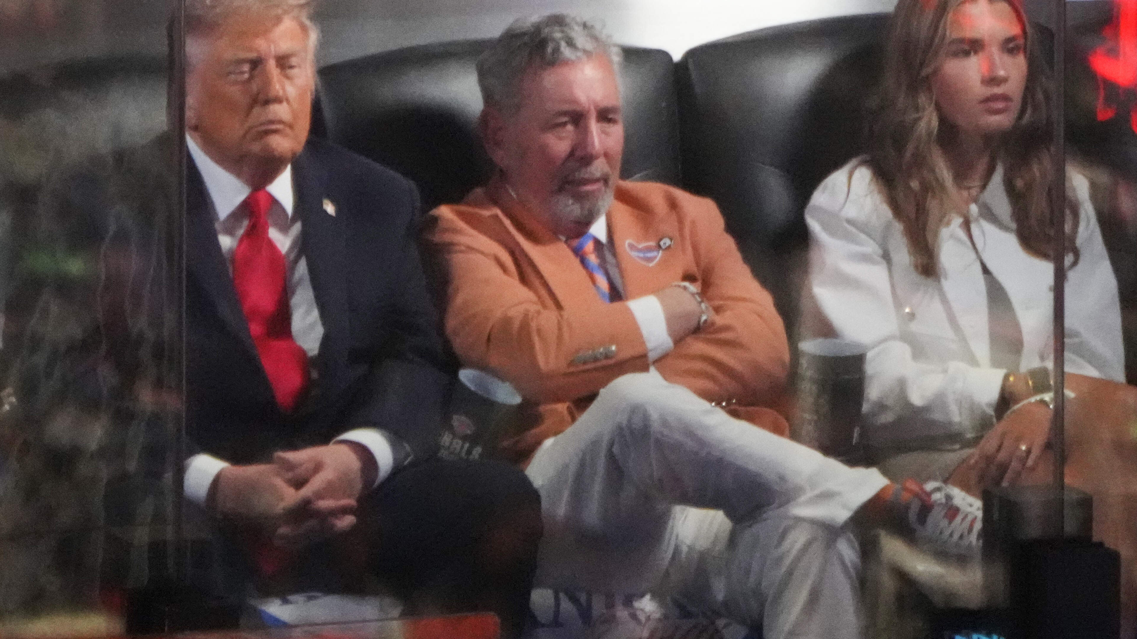 Amerikaans president Donald Trump massaal uitgejouwd tijdens