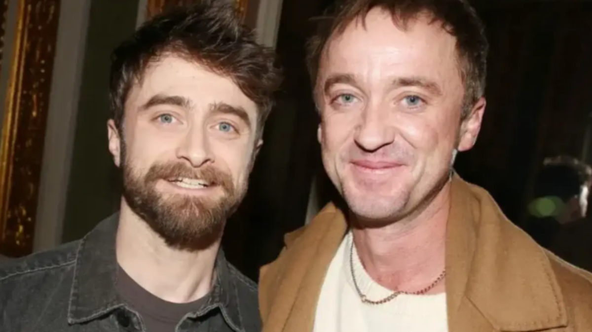 前作の「ハリー・ポッター」映画以来、二人は会っていなかった：ダニエル・ラドクリフとトム・フェルトンの出会いの映像がネット上に拡散