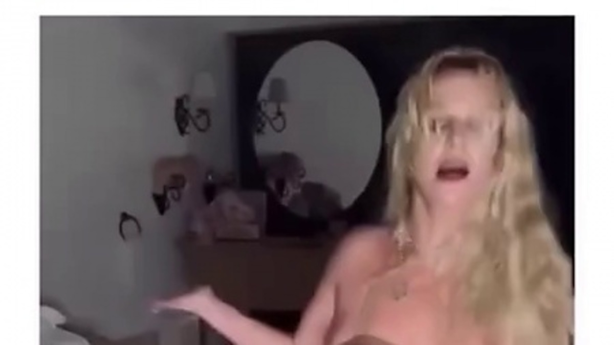ブリトニー・スピアーズ、奇妙なダンス動画と「苦しみ」についての謎めいたメッセージを再び共有：ファンは懸念