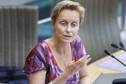 Flemish Minister for Mobility and Public Works Annick De Ridder pictured during a plenary session of the Vlaams parlement in Brussels on Wednesday 18 June 2025. BELGA PHOTO NICOLAS MAETERLINCK
