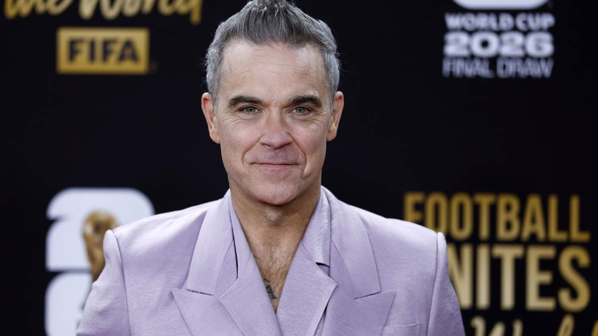 テイラー・スウィフトを恐れてアルバムを延期したが、それが功を奏した：ロビー・ウィリアムスがビートルズから印象的な記録を盗む