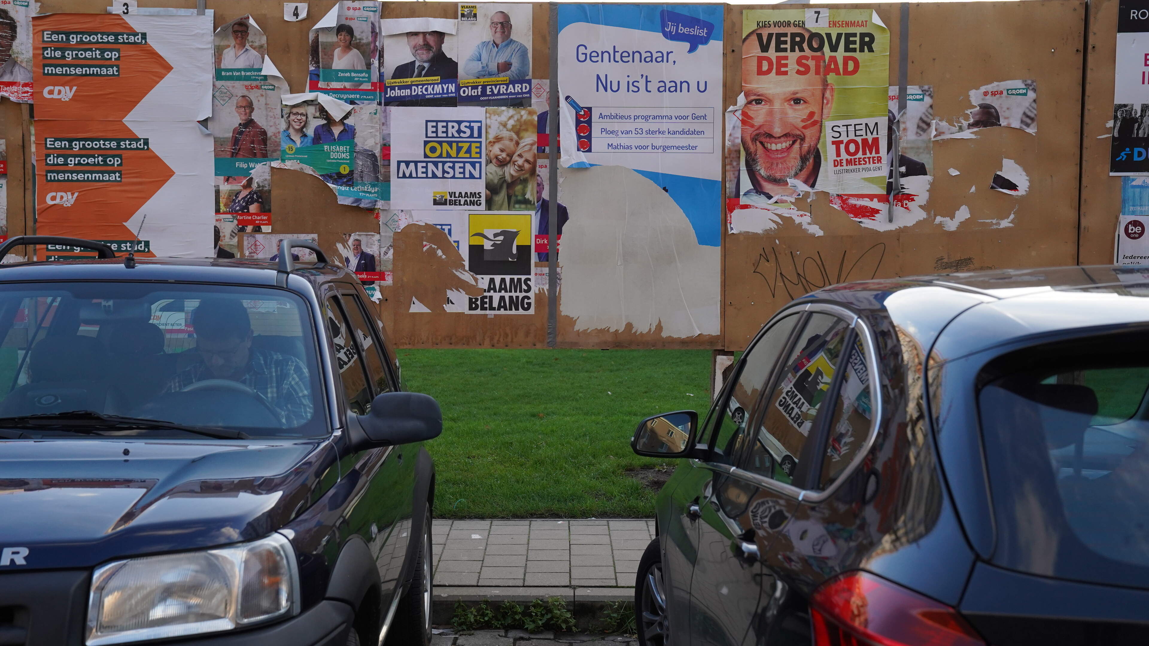 Franstalige kiezers wisselen vaker dan ooit van partij, Vlam