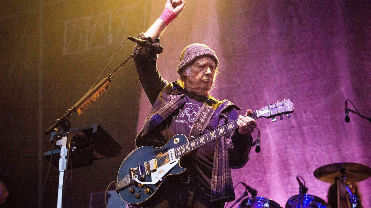 ニール・ヤングがAmazonから音楽を取得し、グリーンランドの住民に無料で提供している