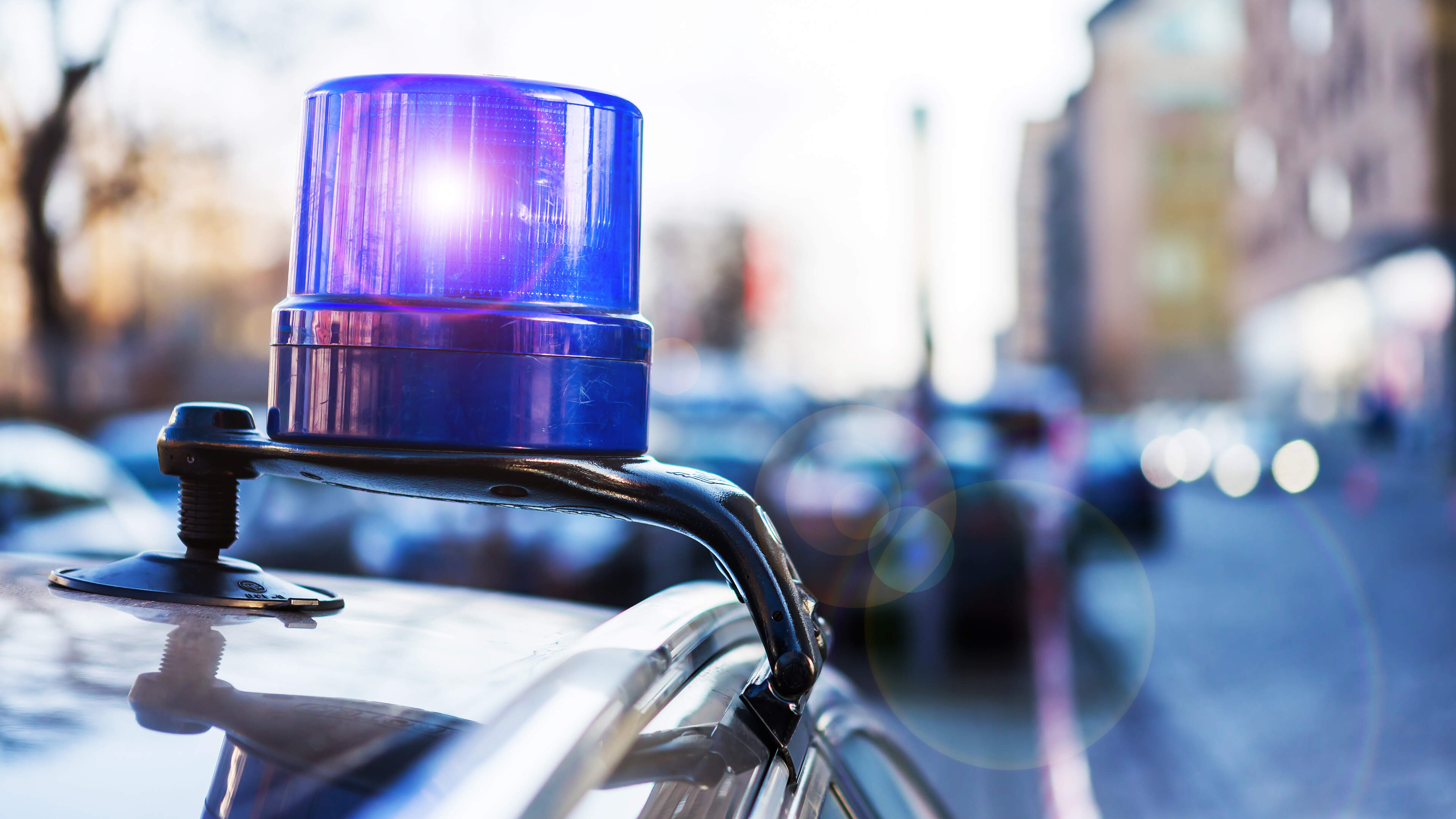 Man die agent verwondde in Dortmund geeft zich na uren verschanst in appartement over