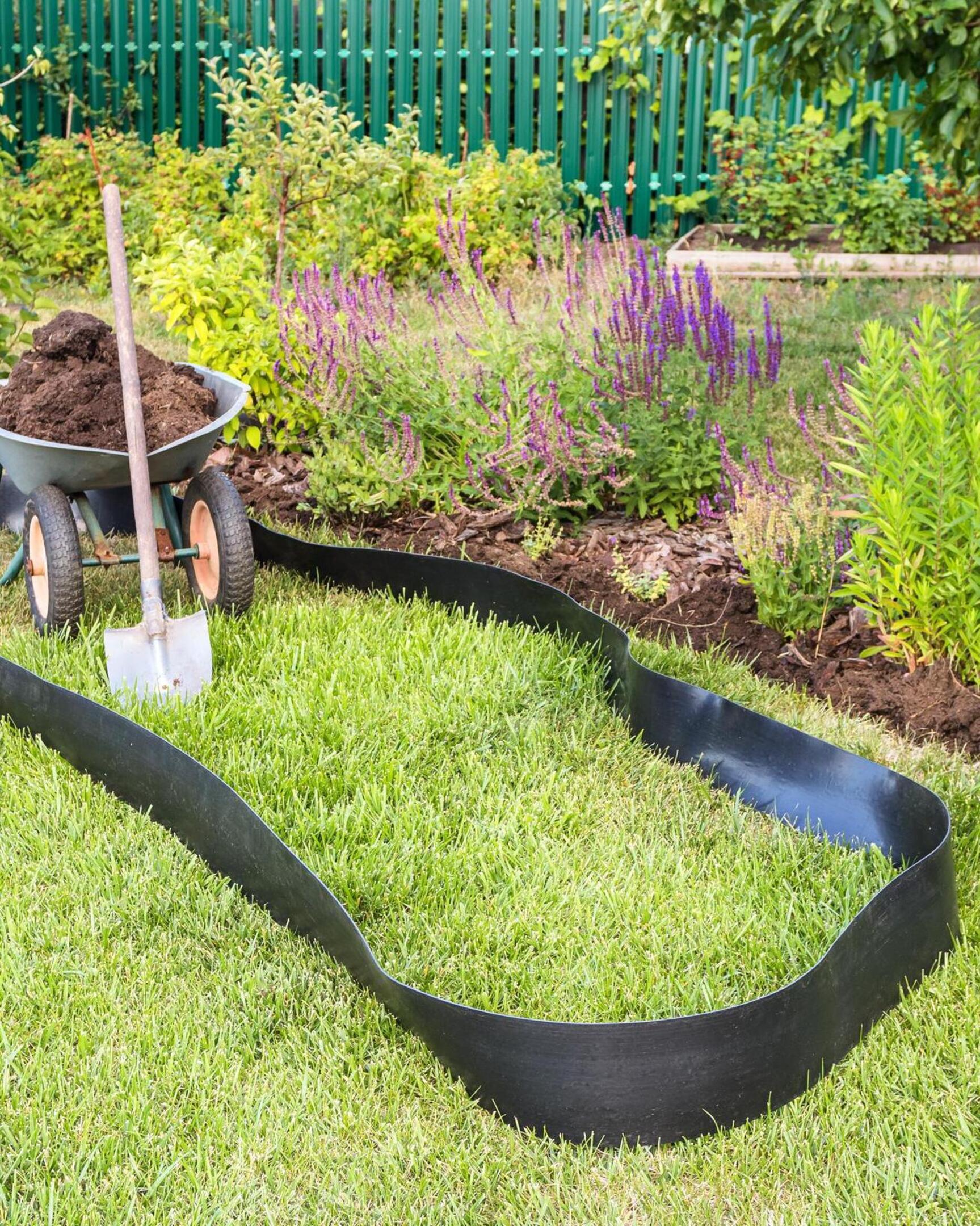 Decoratieve witte PVC kunststof tuin piket hekwerk binnen buiten dier
