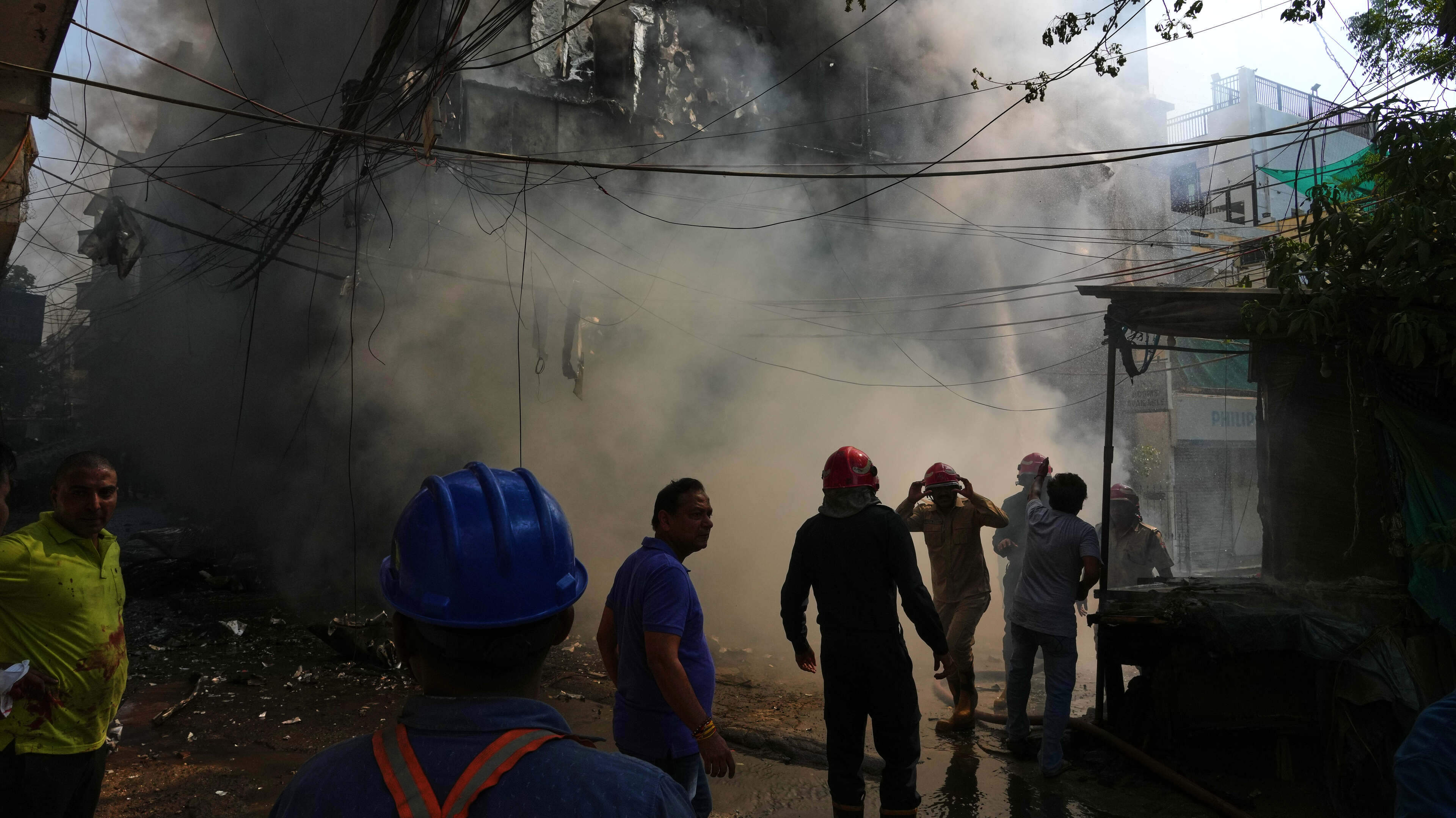 Minstens 21 doden bij brand in hotel in New Delhi
