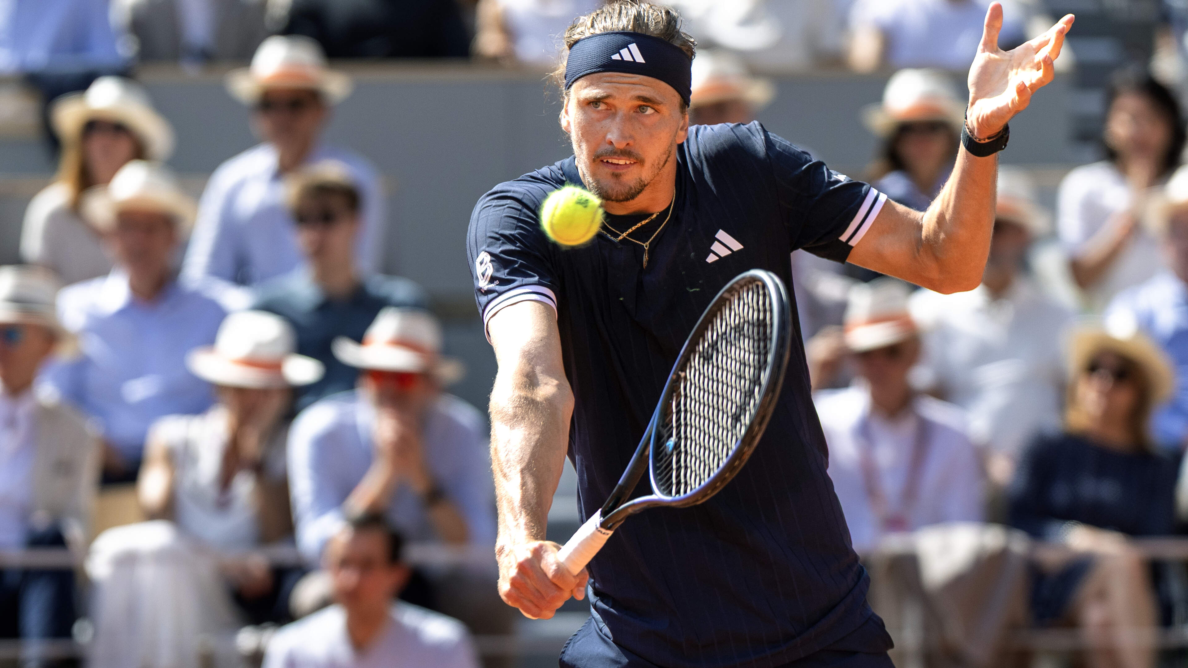 Roland Garros-winnaar Alexander Zverev dondert van roze wolk
