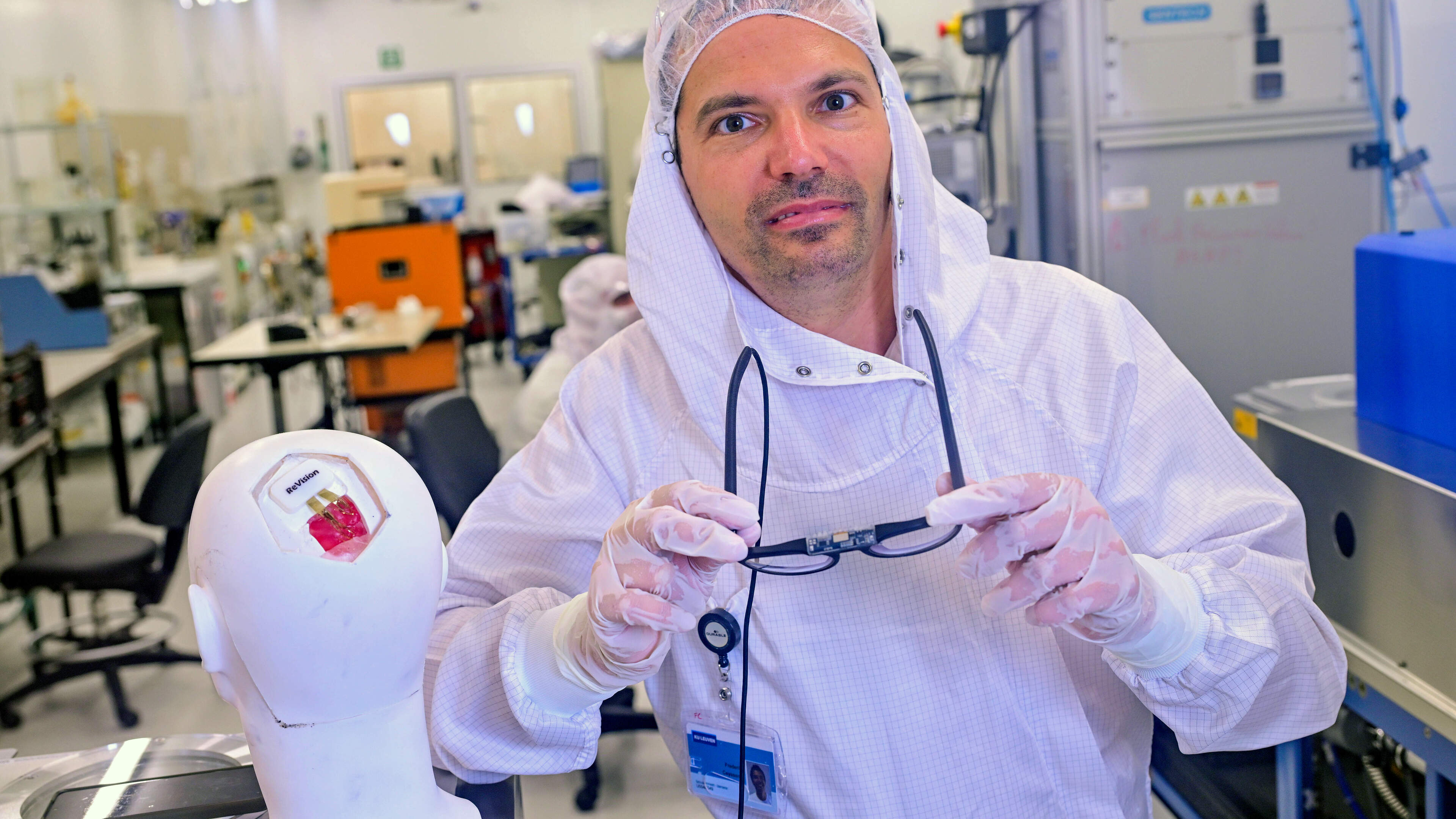 Start-up van Breeënaar wil blinden laten zien: “We dromen van dezelfde impact als hoorimplantaten”