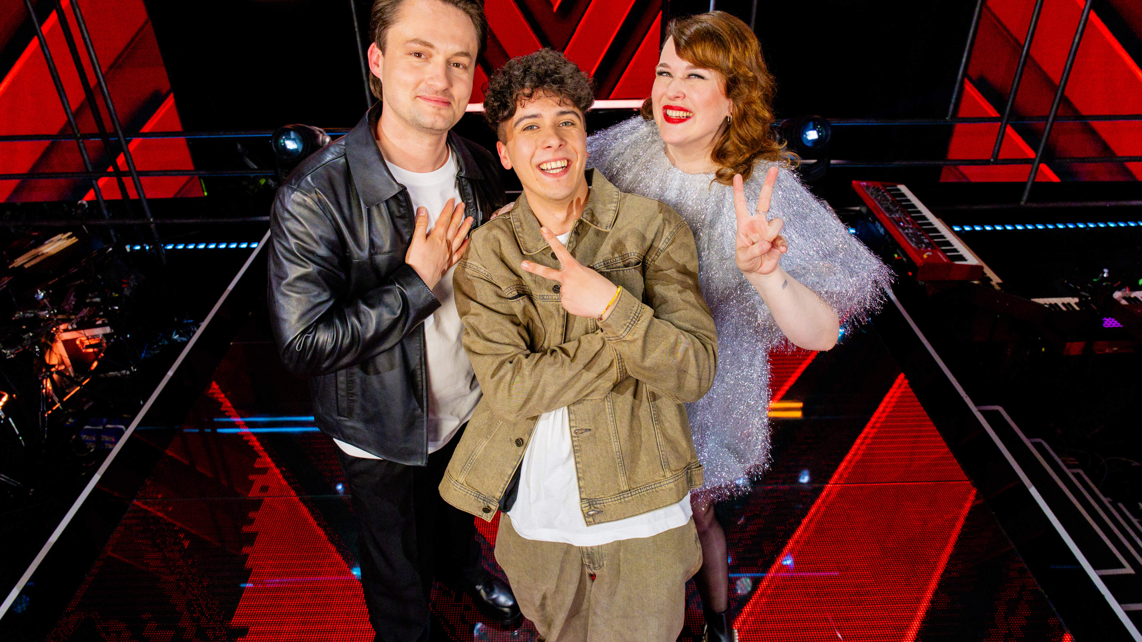 ‘The voice’-finalist Finn staat ook nog voor de klas: “Vorige week heb ik nog een toets opgesteld tijdens de repetities”