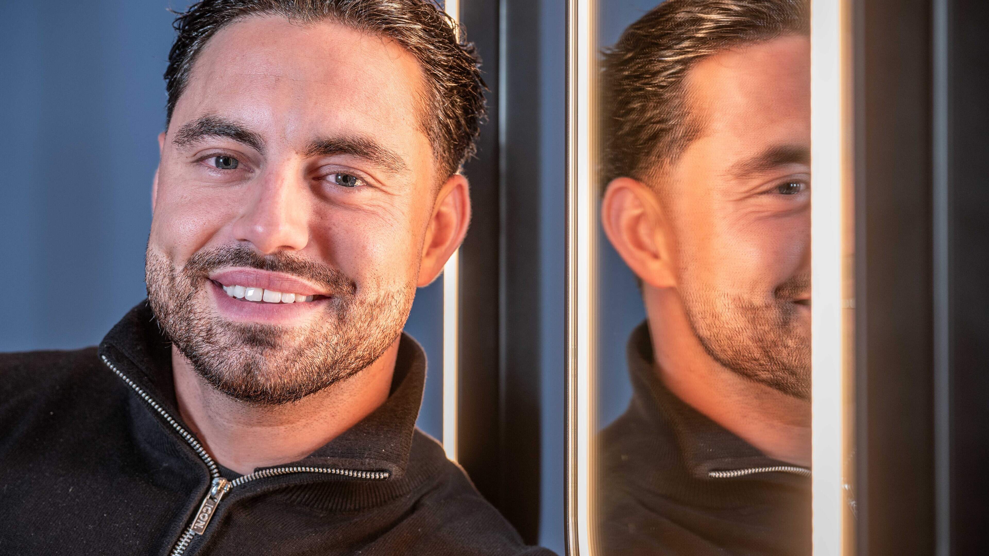 Elias uit ‘Temptation island’ haalt uit naar presentatrice A