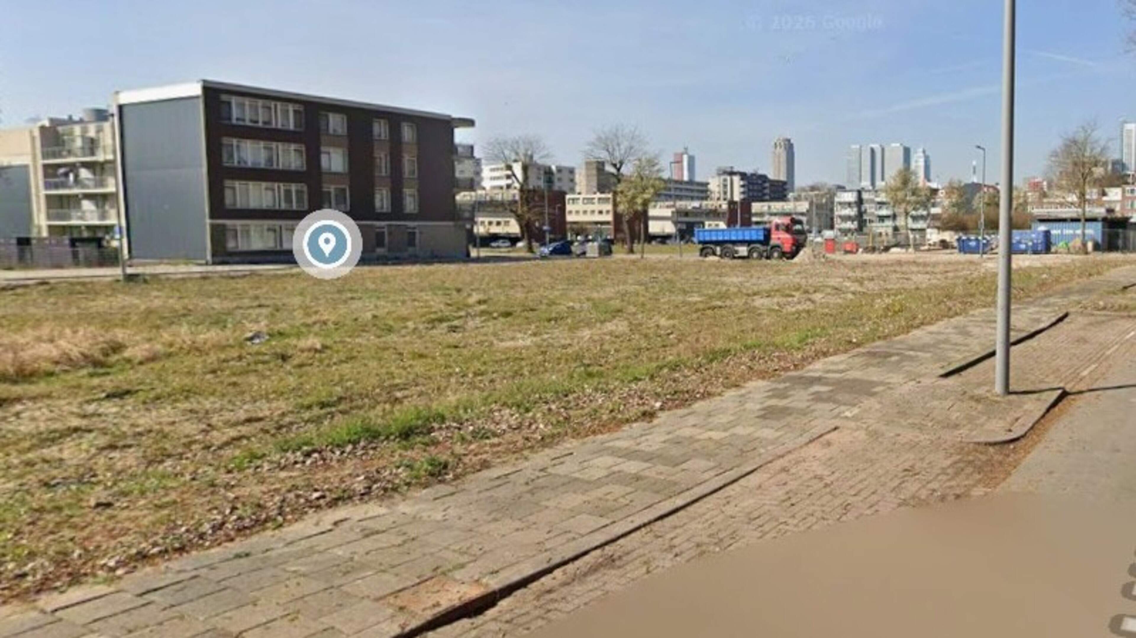 Rotterdamse ambtenaren met handen in het haar nu blijkt dat lap grond bijna evenveel erfgenamen als vierkante meters telt