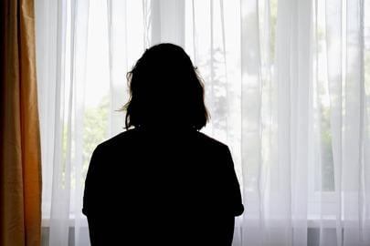 Els* getuigt over haar affaire: “Ik weet dat vreemdgaan in onze maatschappij niet aanvaard wordt, maar ik begrijp eigenlijk niet waarom”