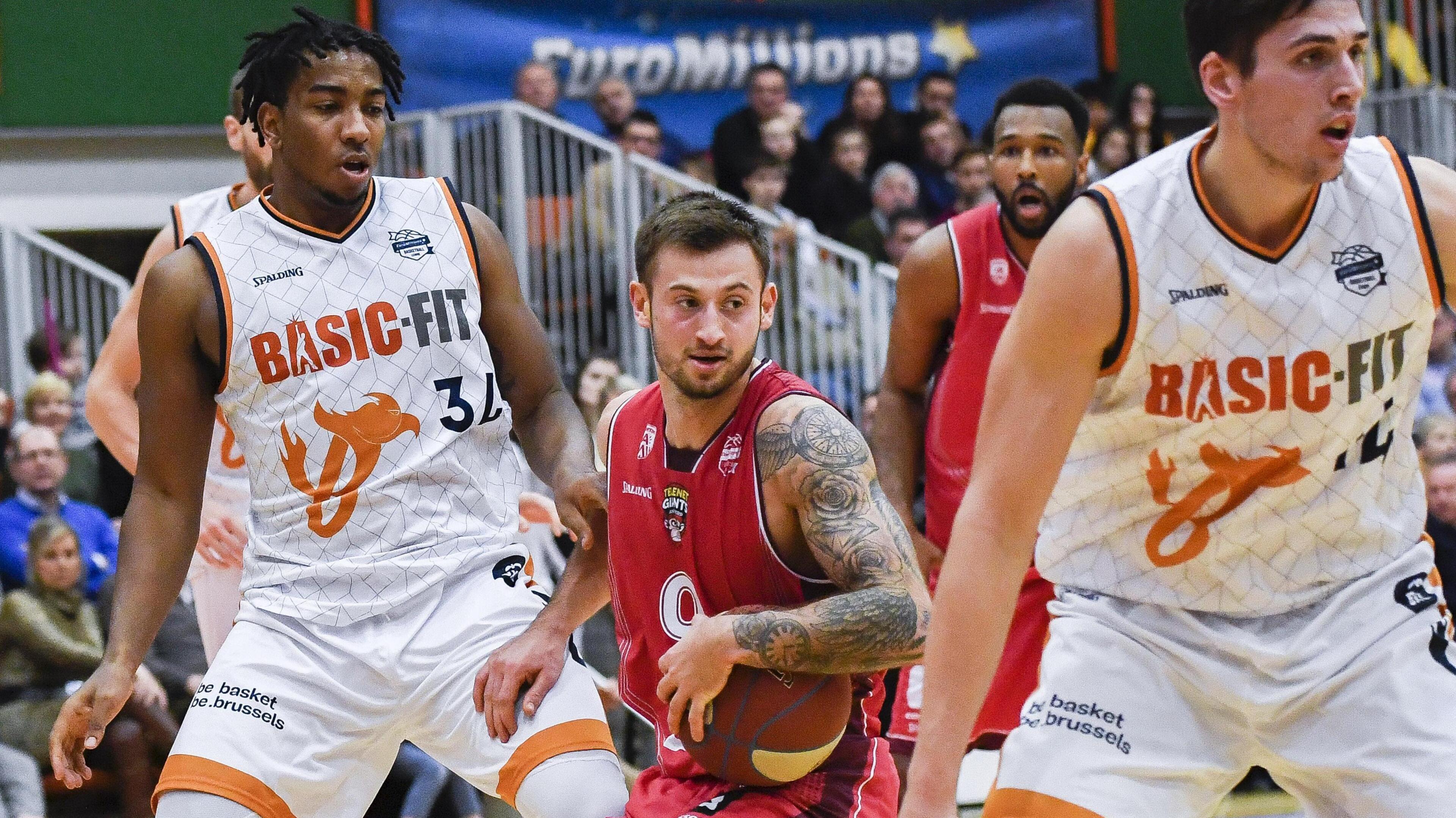 Thomas Akyazili (ex-Antwerp Giants) tekent voor Tu