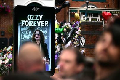 De straten van Birmingham zijn vandaag bezaaid met fans van Ozzy Osbourne.