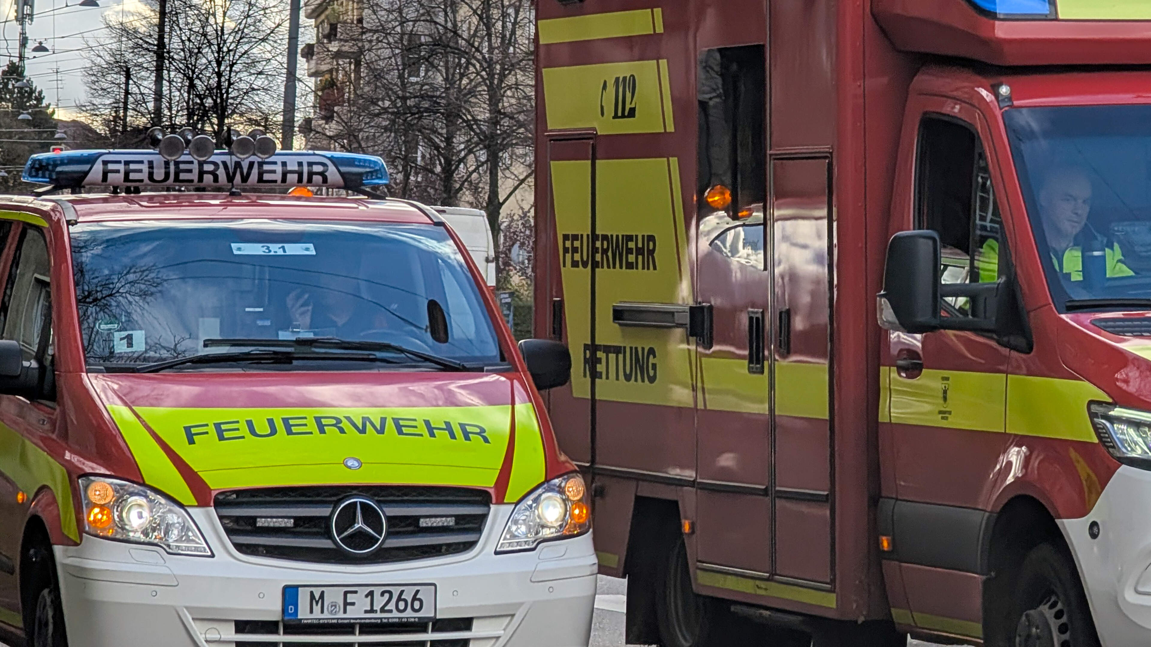 Tientallen gewonden bij ongeluk met schoolbus nabij München