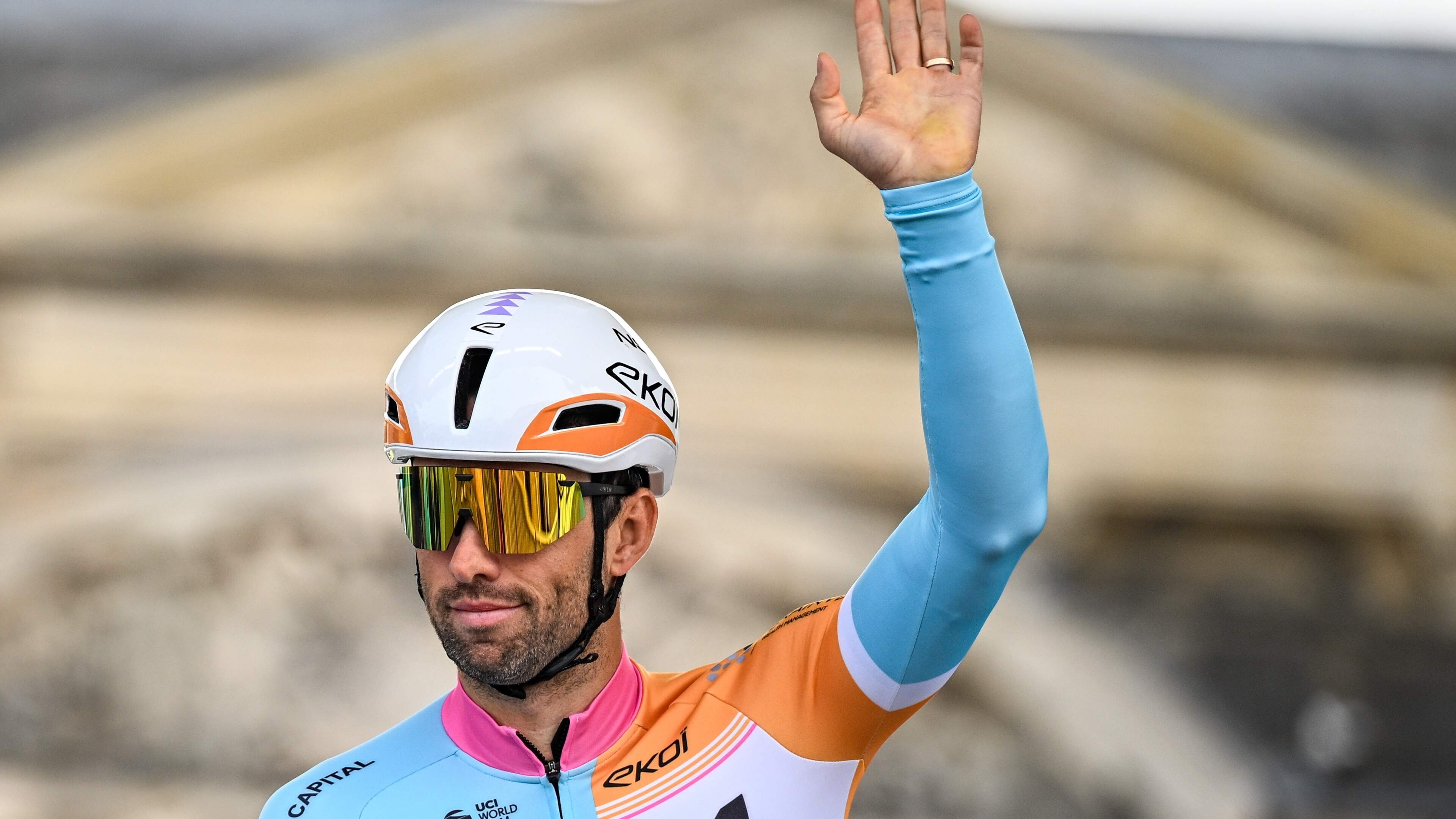 Tom Van Asbroeck (36) wil ook in 2027 in het profpeloton rondrijden: “Het gaat nog te goed om nu al te stoppen”