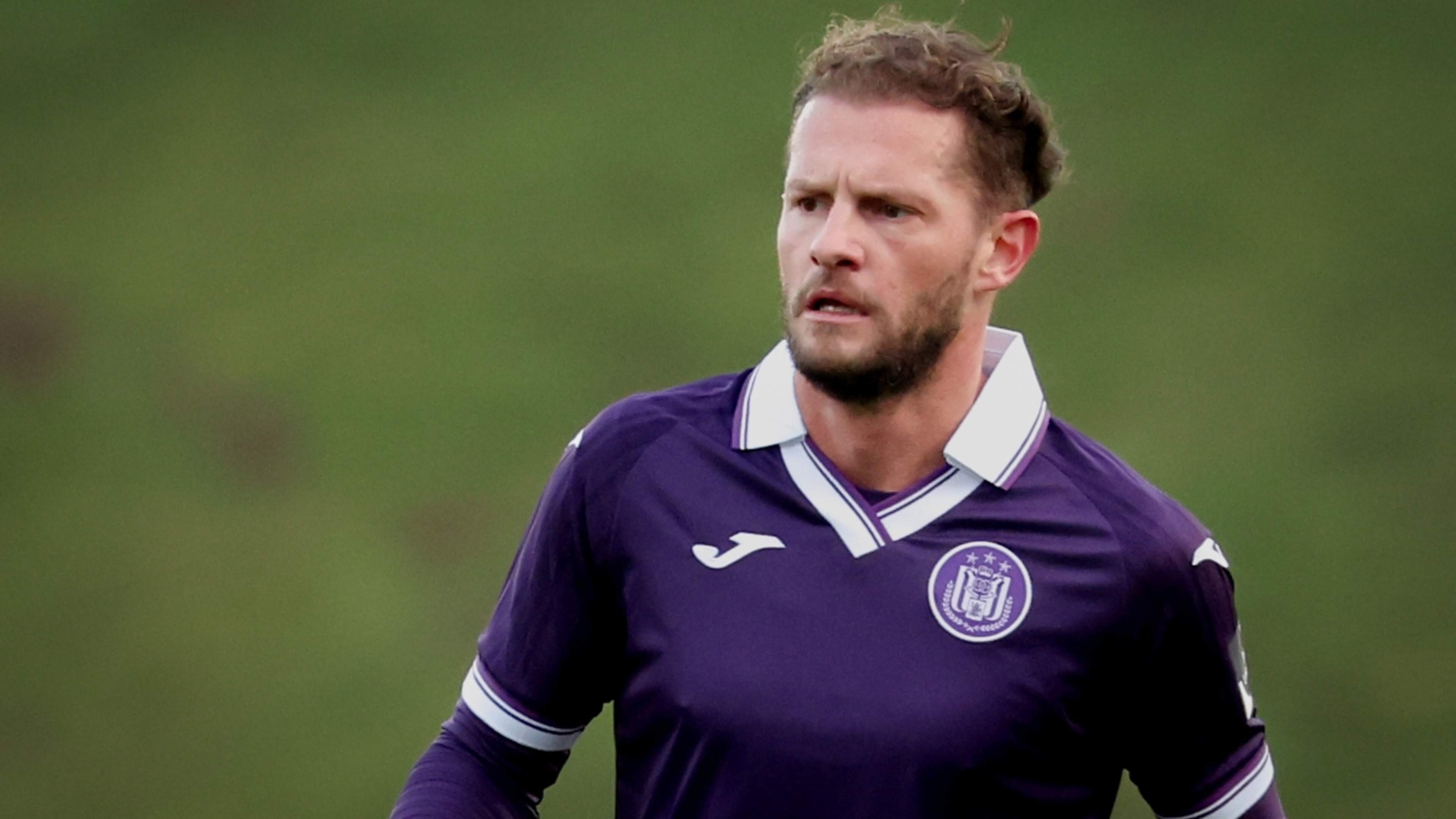 Terugkeer naar het oude nest? Beerschot duwt door voor transfervrije Mats Rits