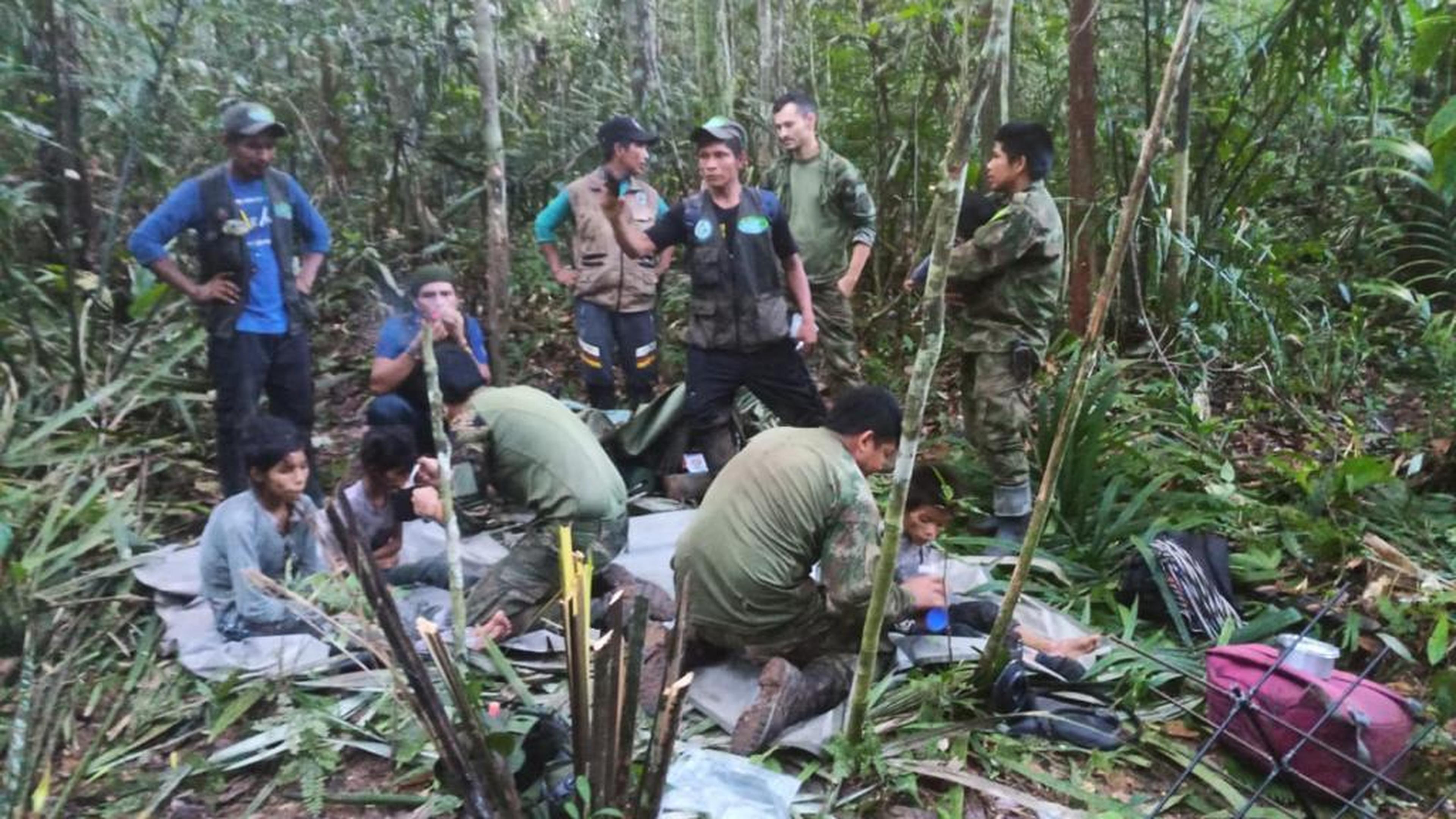 Vader van beroemde ’junglekinderen’ krijgt 32 jaar cel voor verkrachten van stiefdochter