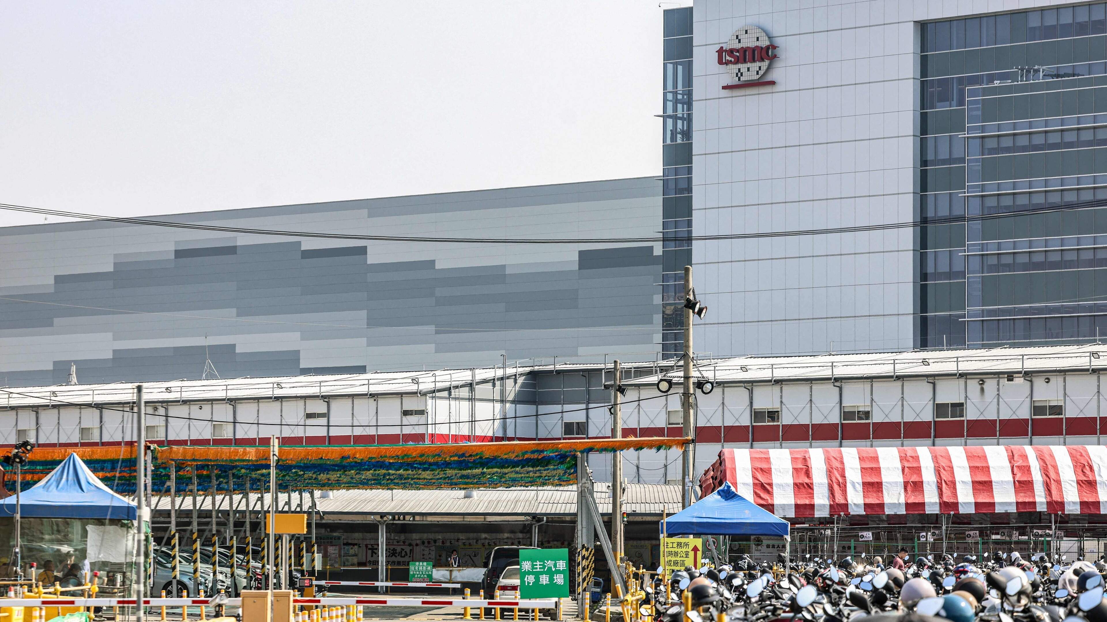 TSMC отдаст старое оборудование дрезденскому заводу