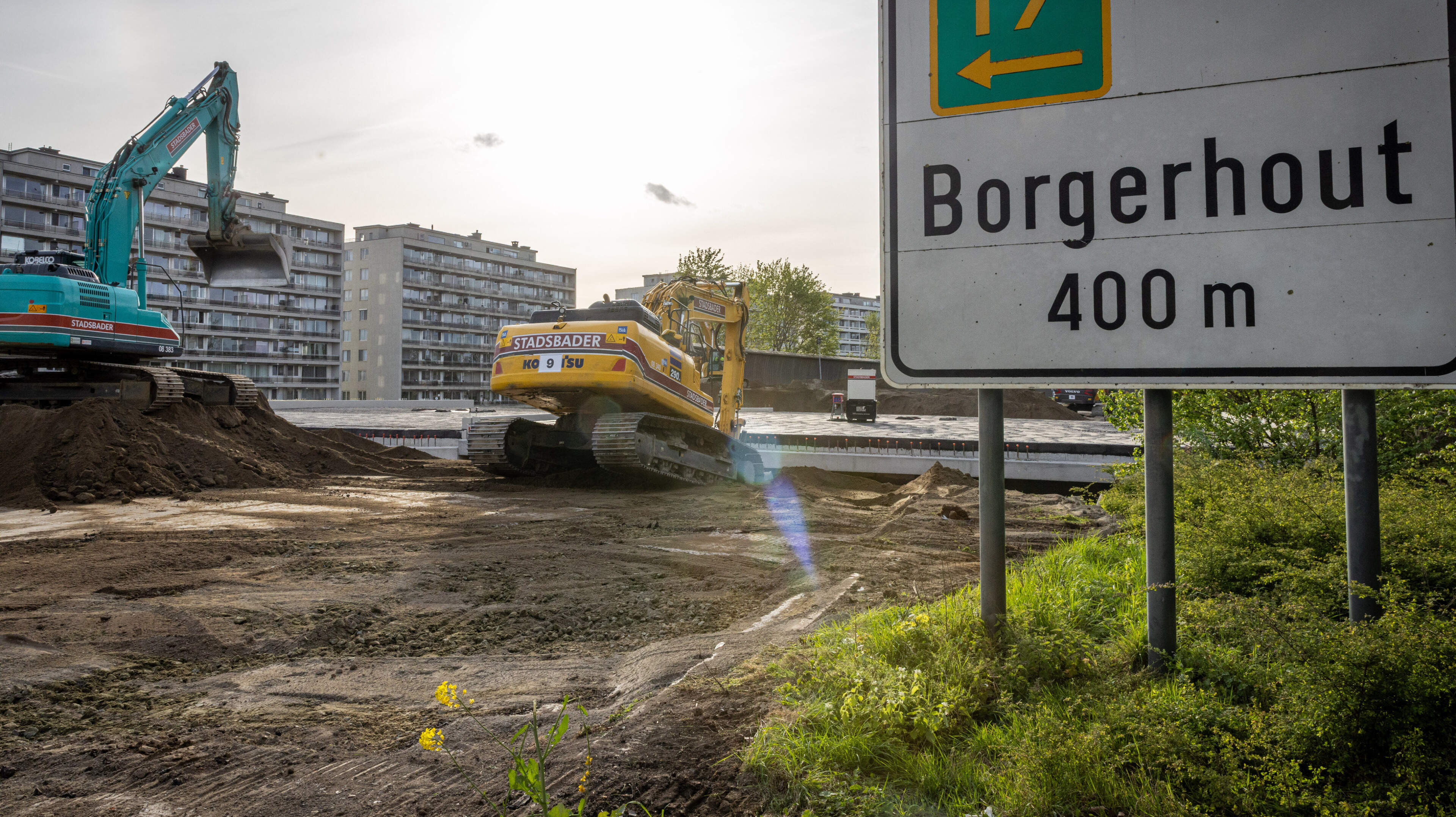 LIVE. Verkeer valt nu al stil op toegangswegen rond Antwerpen: “Twijfel je nog om in je auto te stappen? Doe het niet”