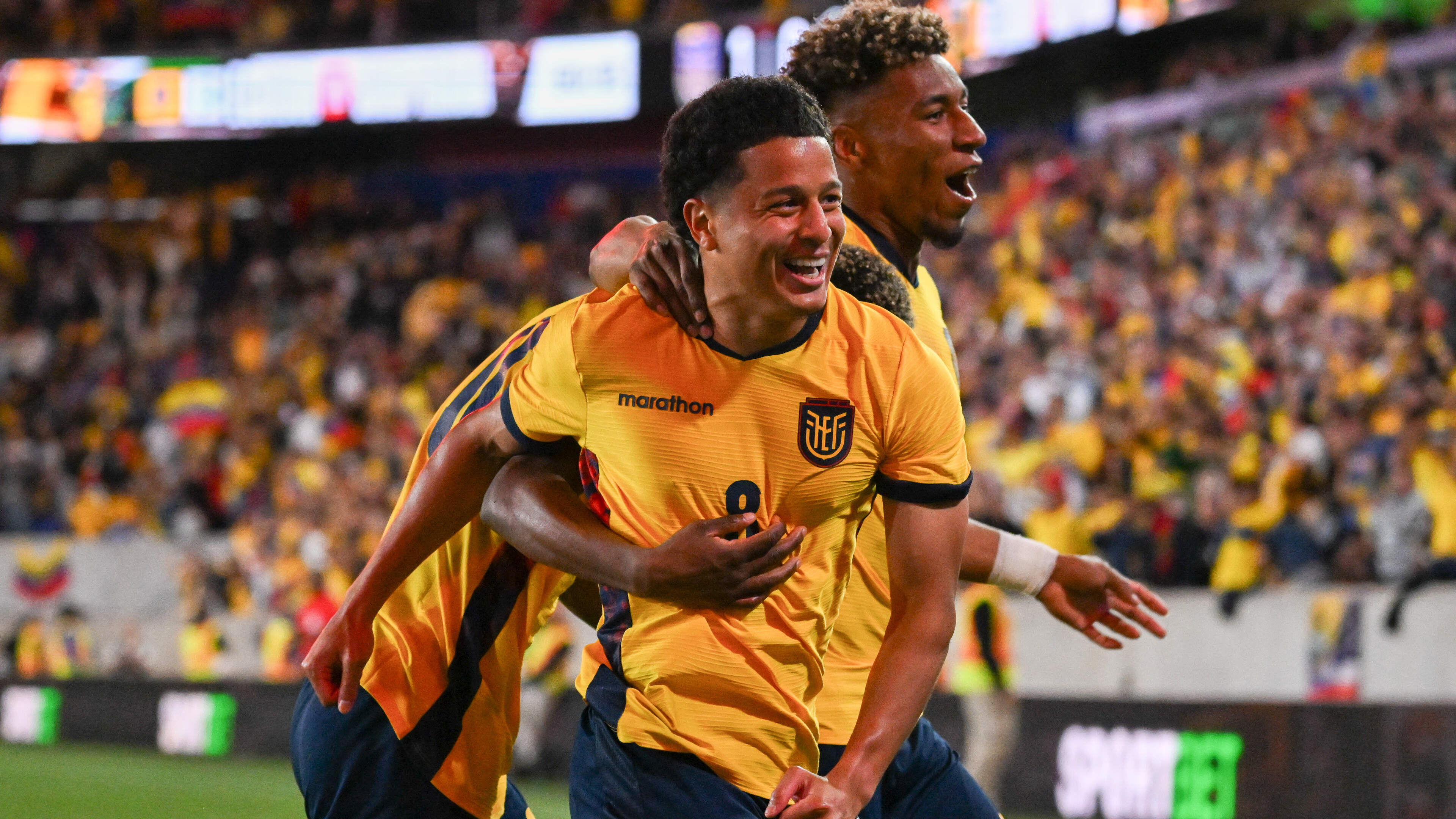Anthony Valencia (Antwerp) scoort voor Ecuador in oefenduel tegen Saoedi-Arabië, gastland Mexico wint zuinig van Australië