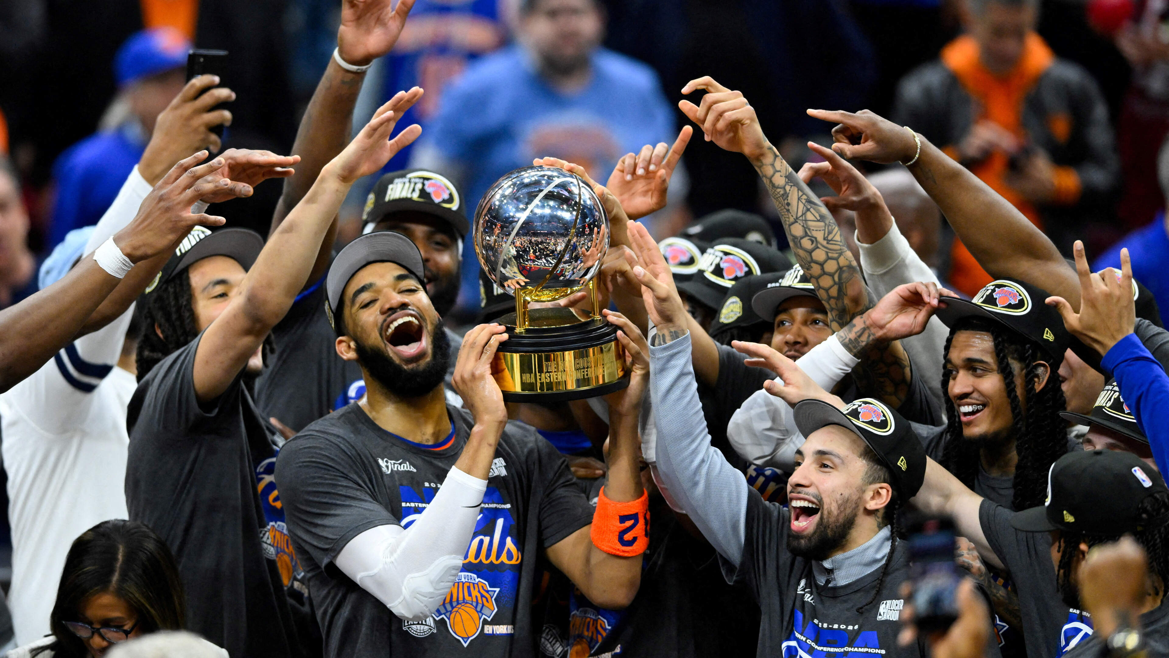 Gedaan met de flauwe grappen: de Knicks reiken naar eerste NBA-titel sinds 1973