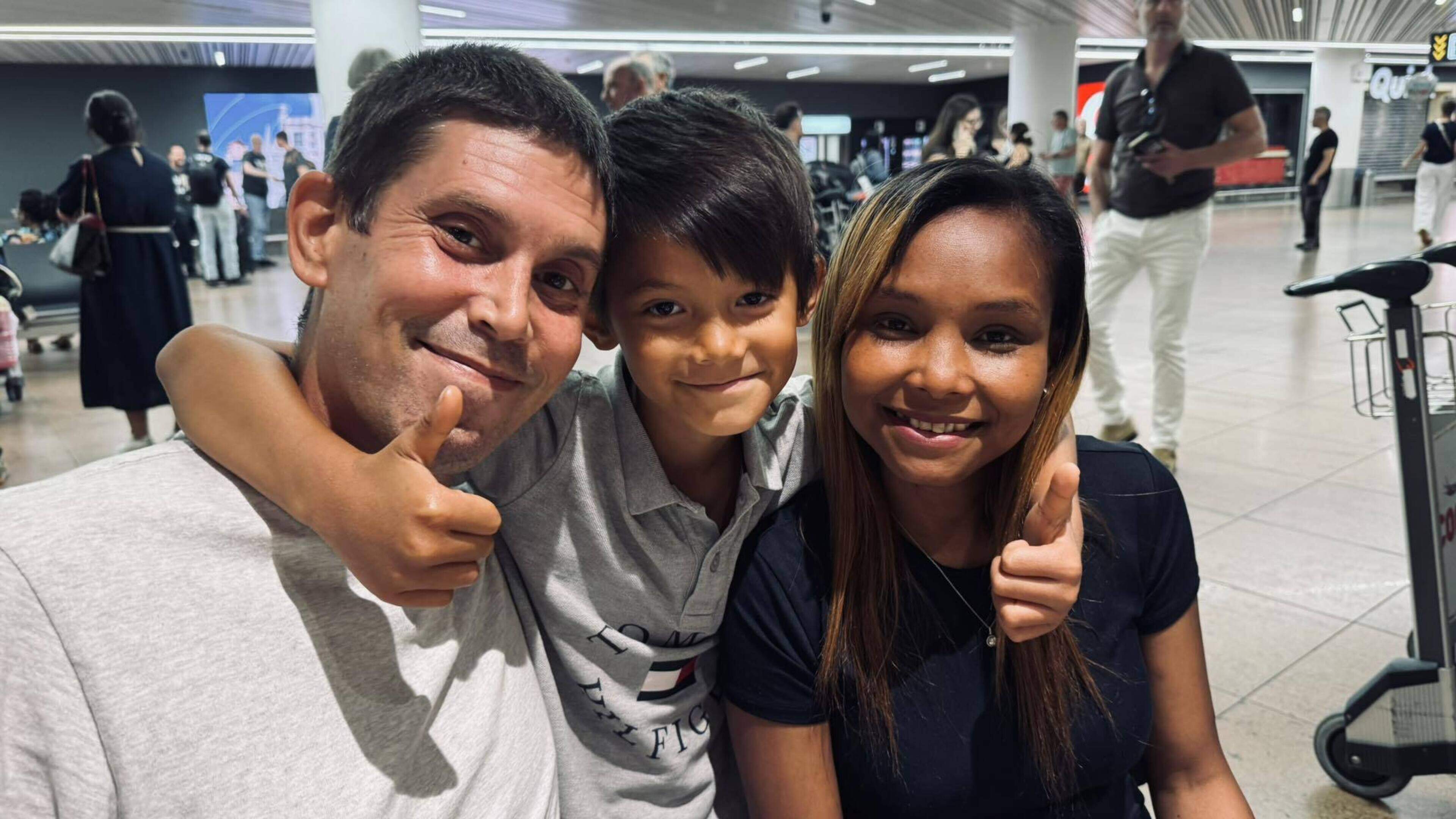 Vlaming Tanguy Taller na 7 jaar in Cambodjaanse cel weer op Belgische bodem: “Intense opluchting”