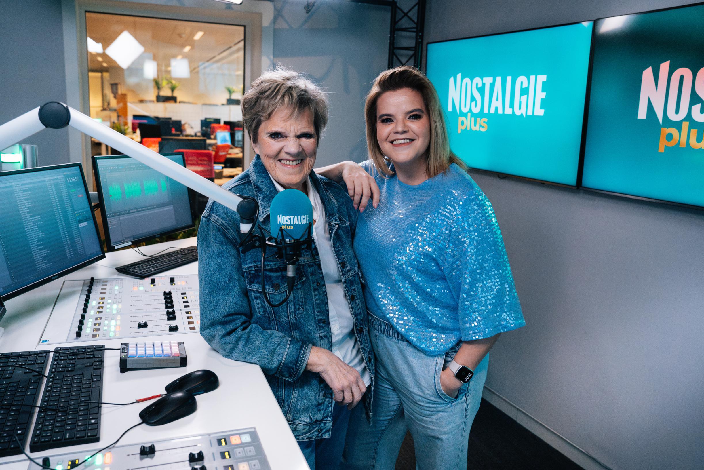 Celien en Margriet Hermans maken samen radio op Nostalgie Plus: “We hebben  geen geheimen voor elkaar, enkel voor onze partners” | Nieuwsblad