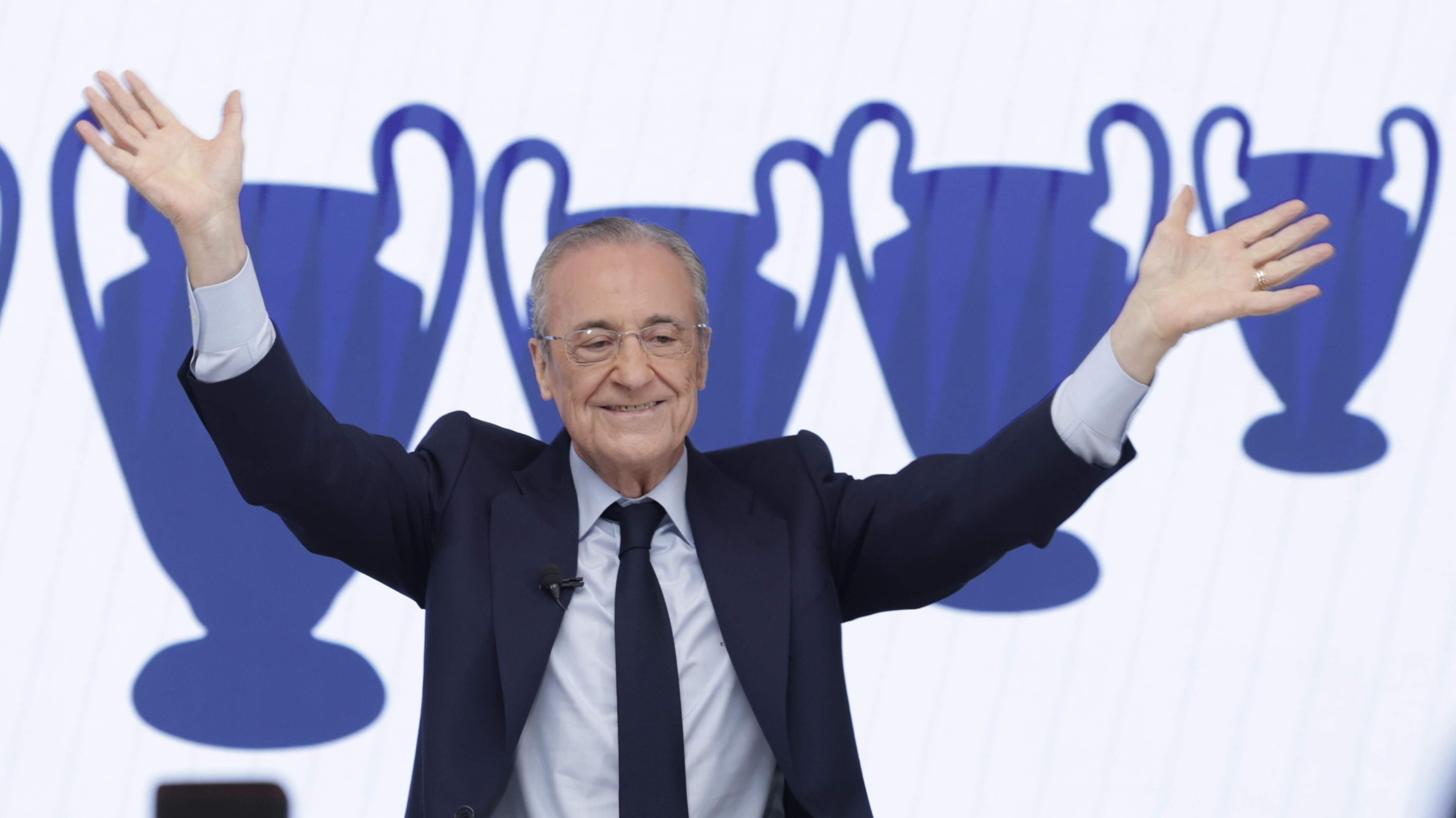 Perez blijft aan het roer bij Real Madrid na eerste echte ui