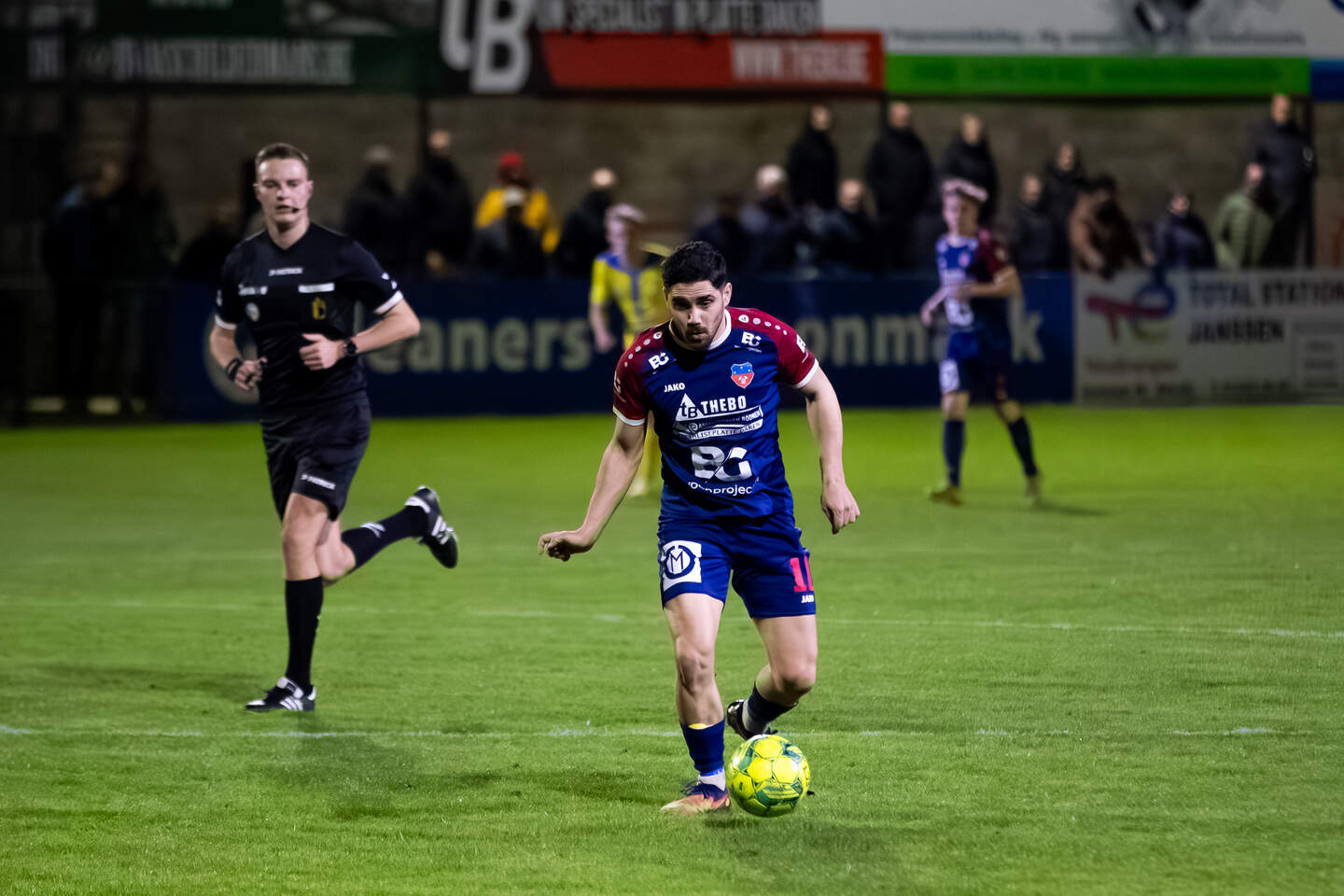 RAPPORT WEZEL SPORT. Titelkandidaat nummer één kende vooral mindere ...